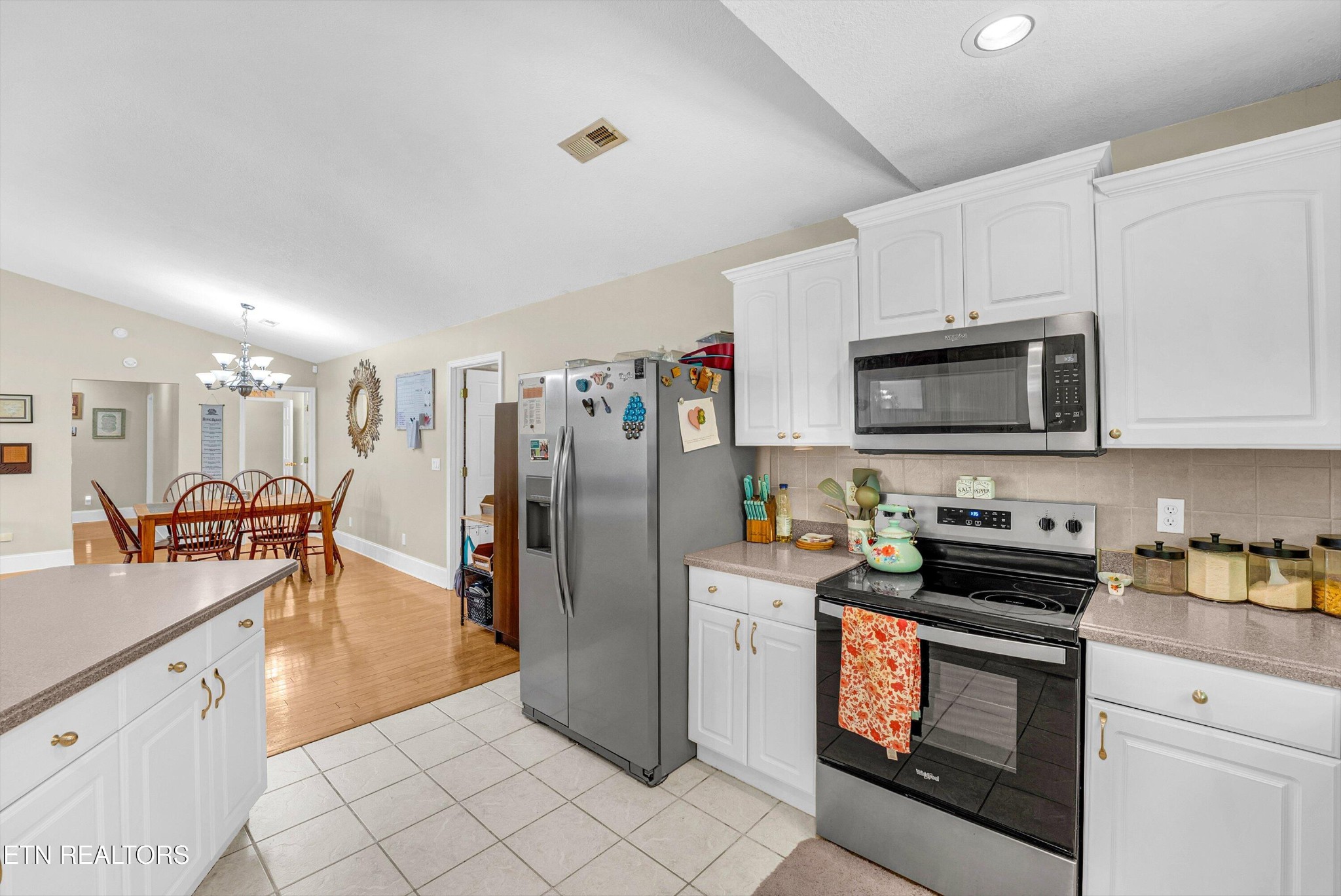 541 Sandy Springs Rd Property Photo 21