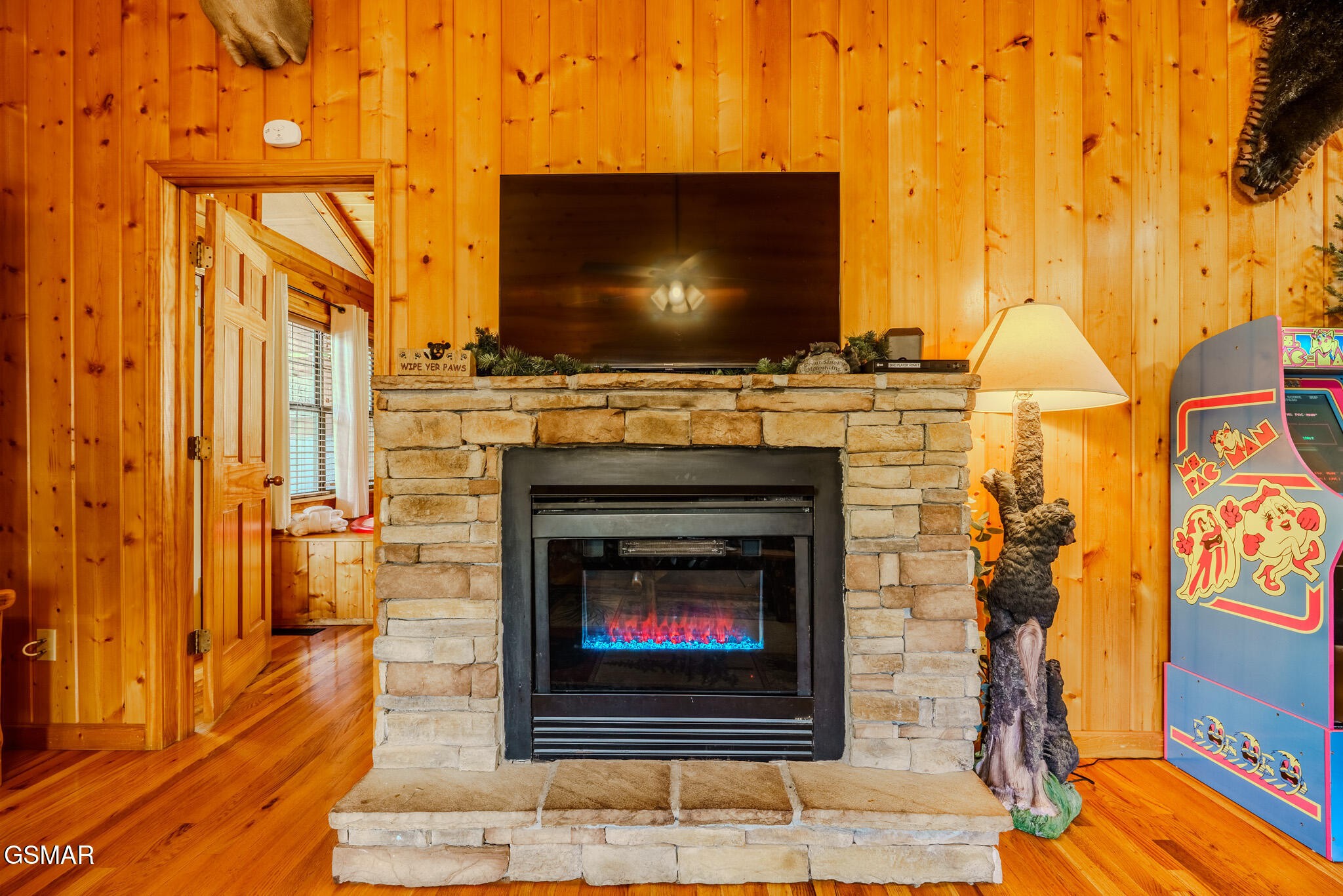 1505 Bears Den Way Property Photo 22