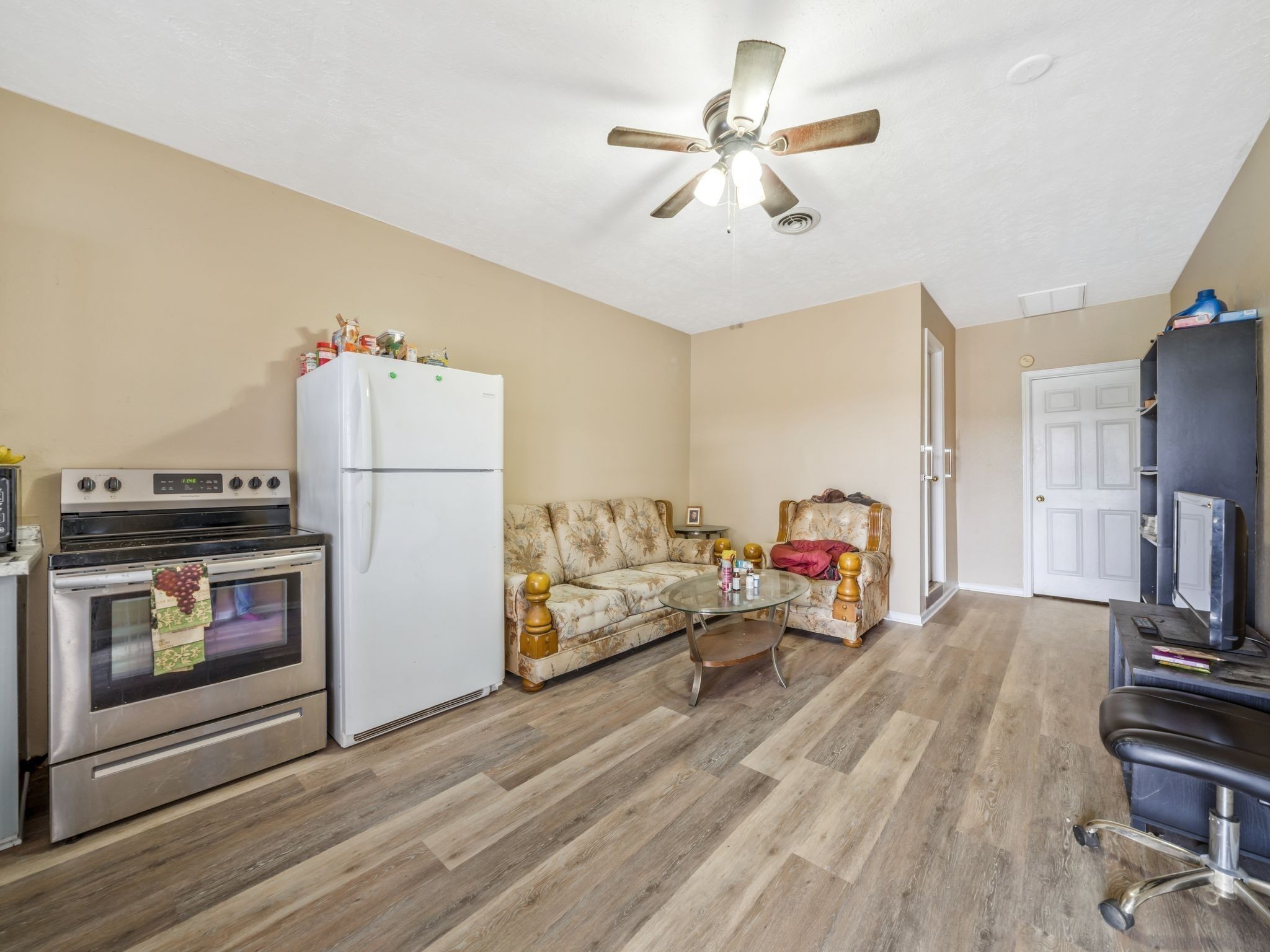 4921 Highway 48, N Property Photo 10