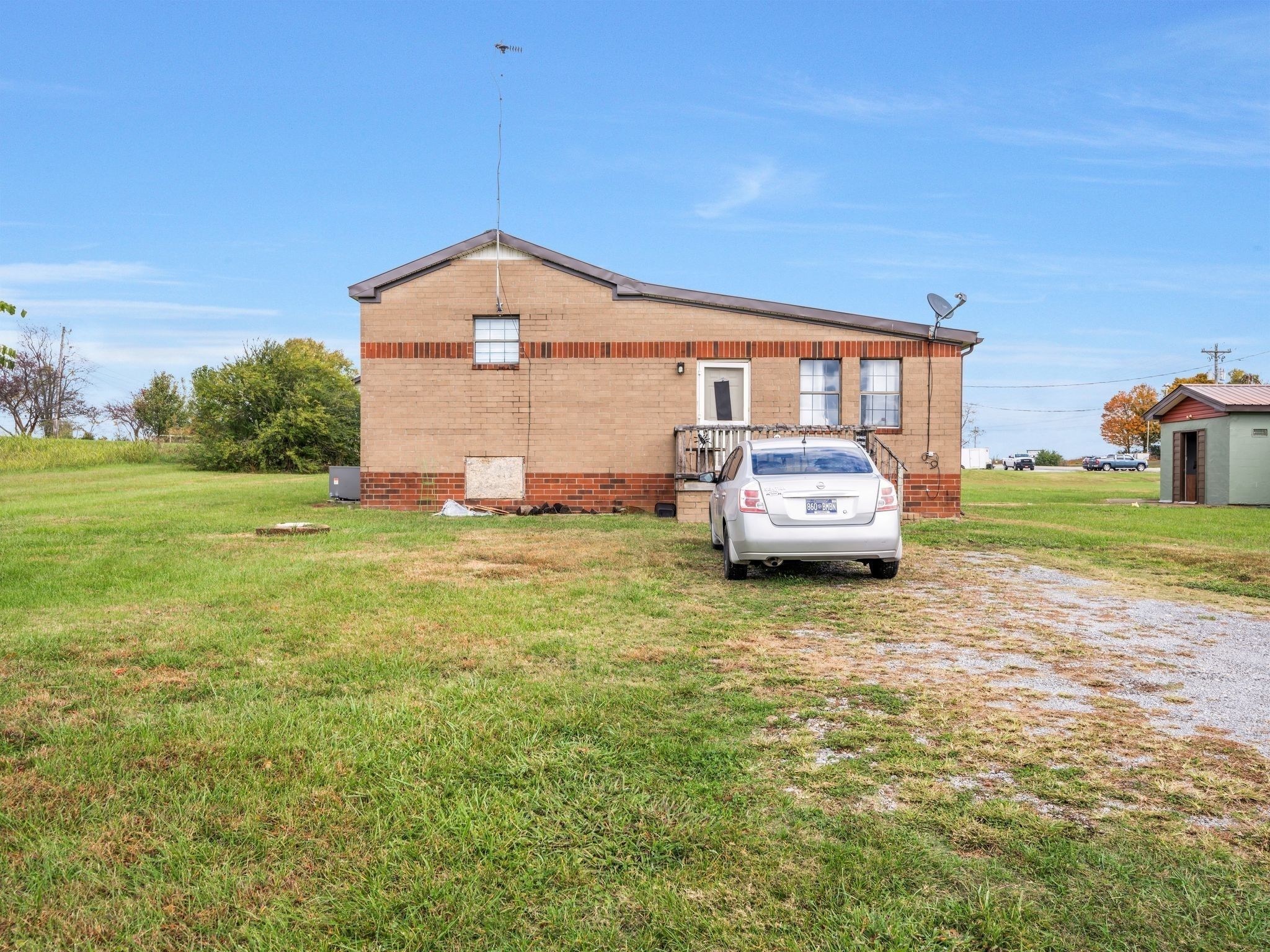 4921 Highway 48, N Property Photo 16