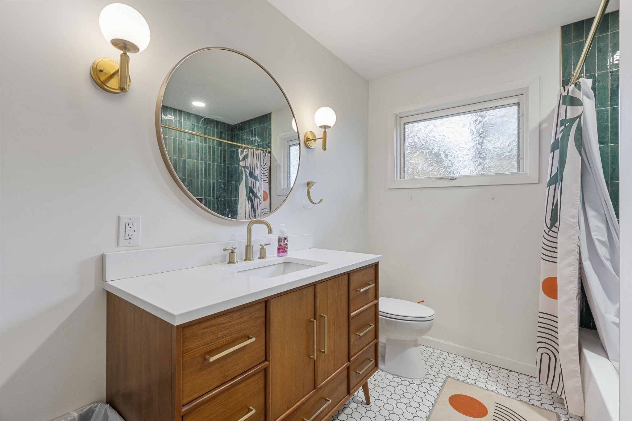 512 Westwood Dr Property Photo 66