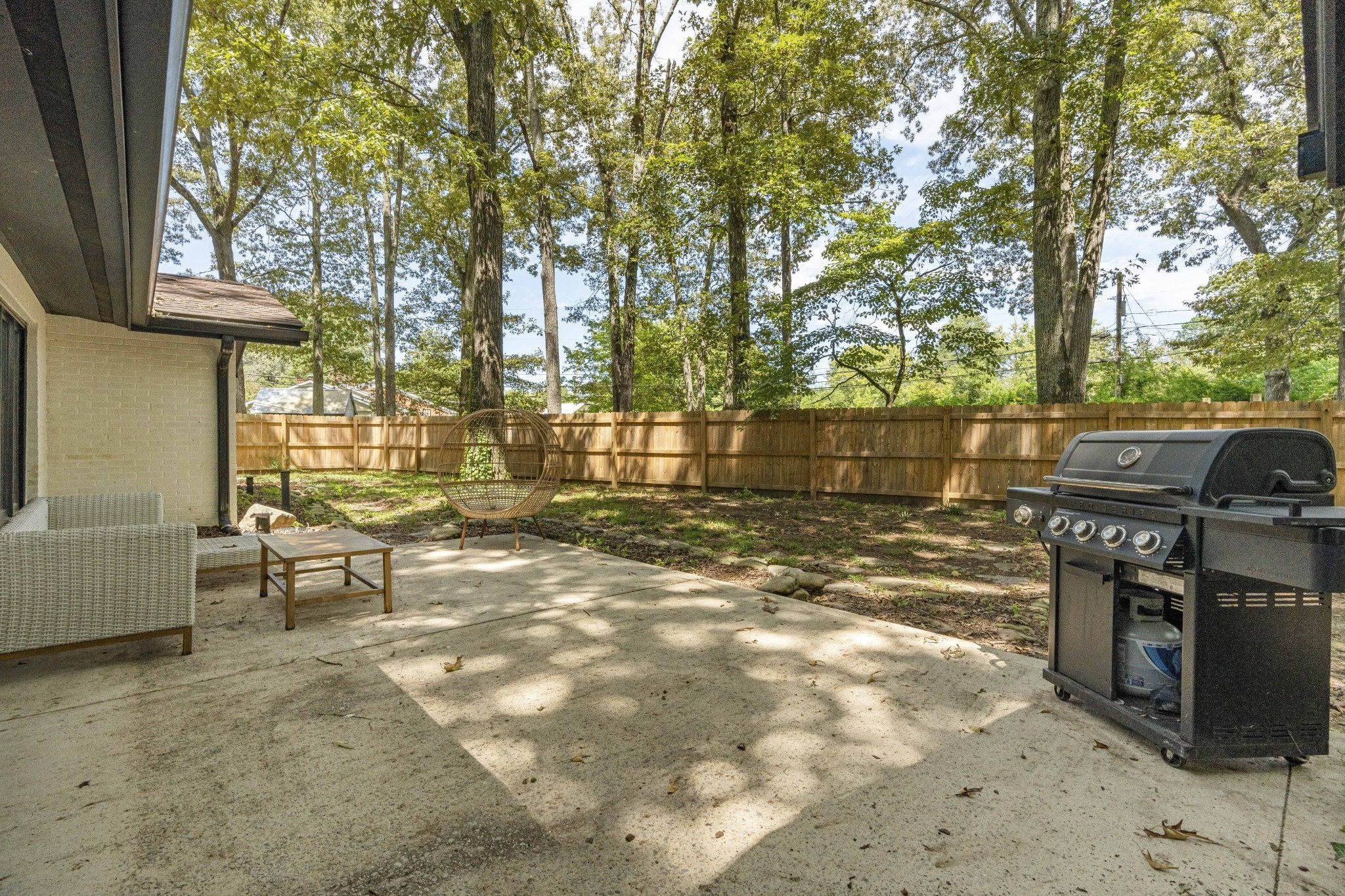 512 Westwood Dr Property Photo 94