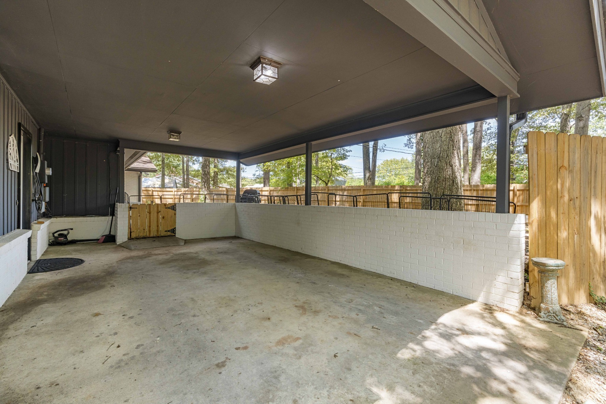 512 Westwood Dr Property Photo 99