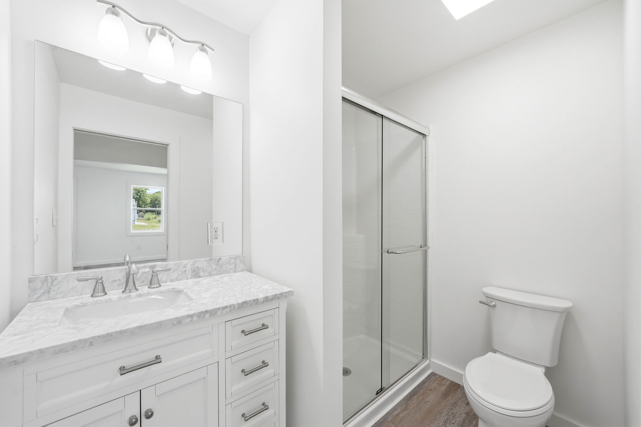 305 S Polk St Property Photo 5
