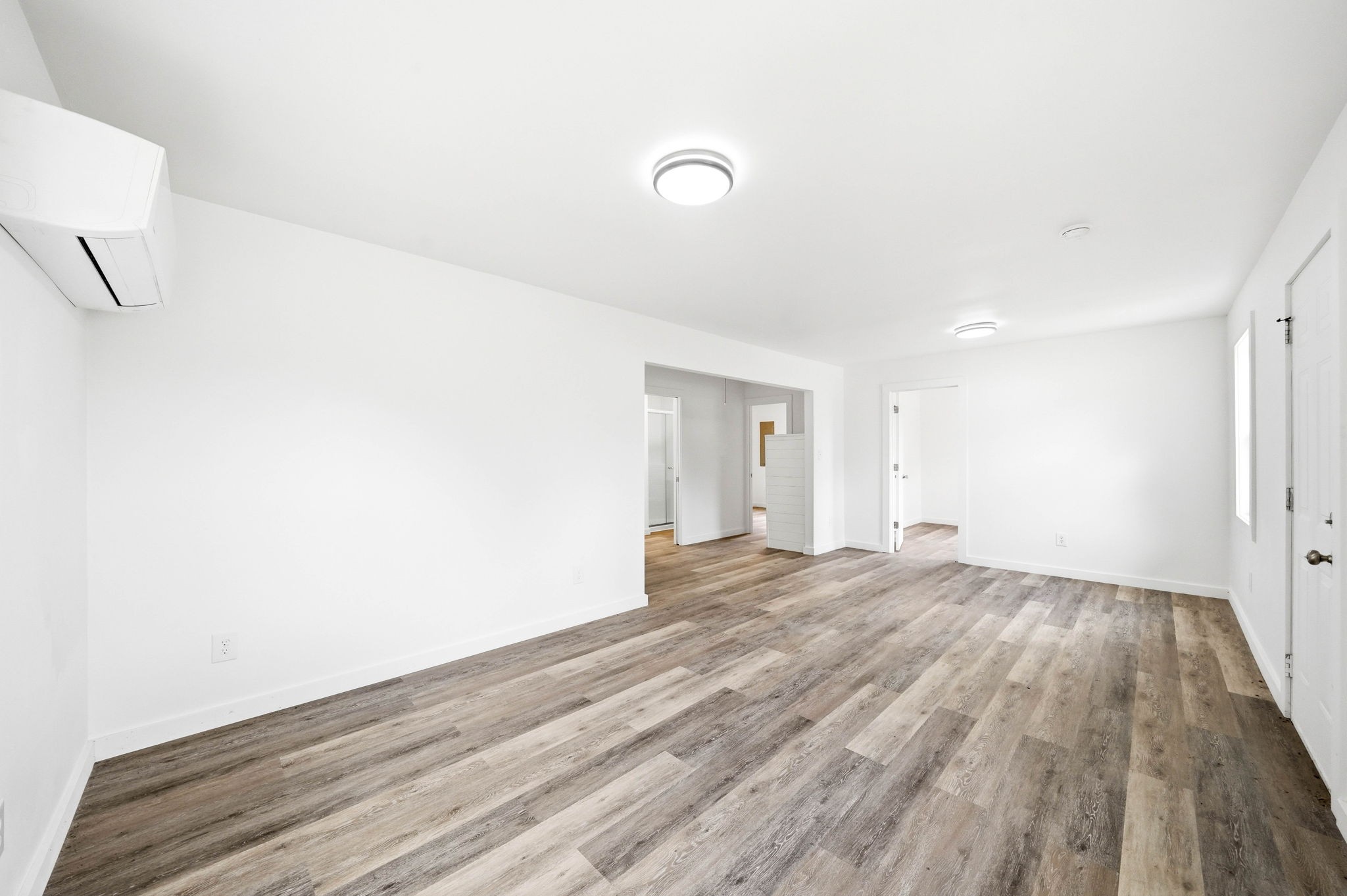 305 S Polk St Property Photo 11