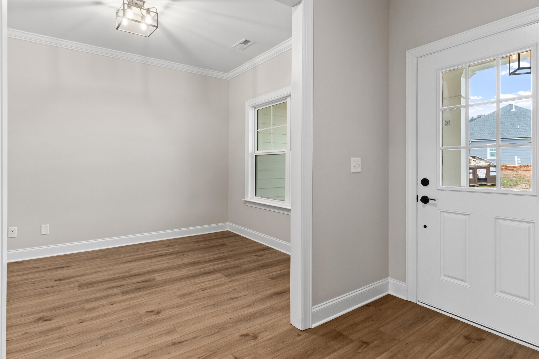 3530 Windmill Way Property Photo 5