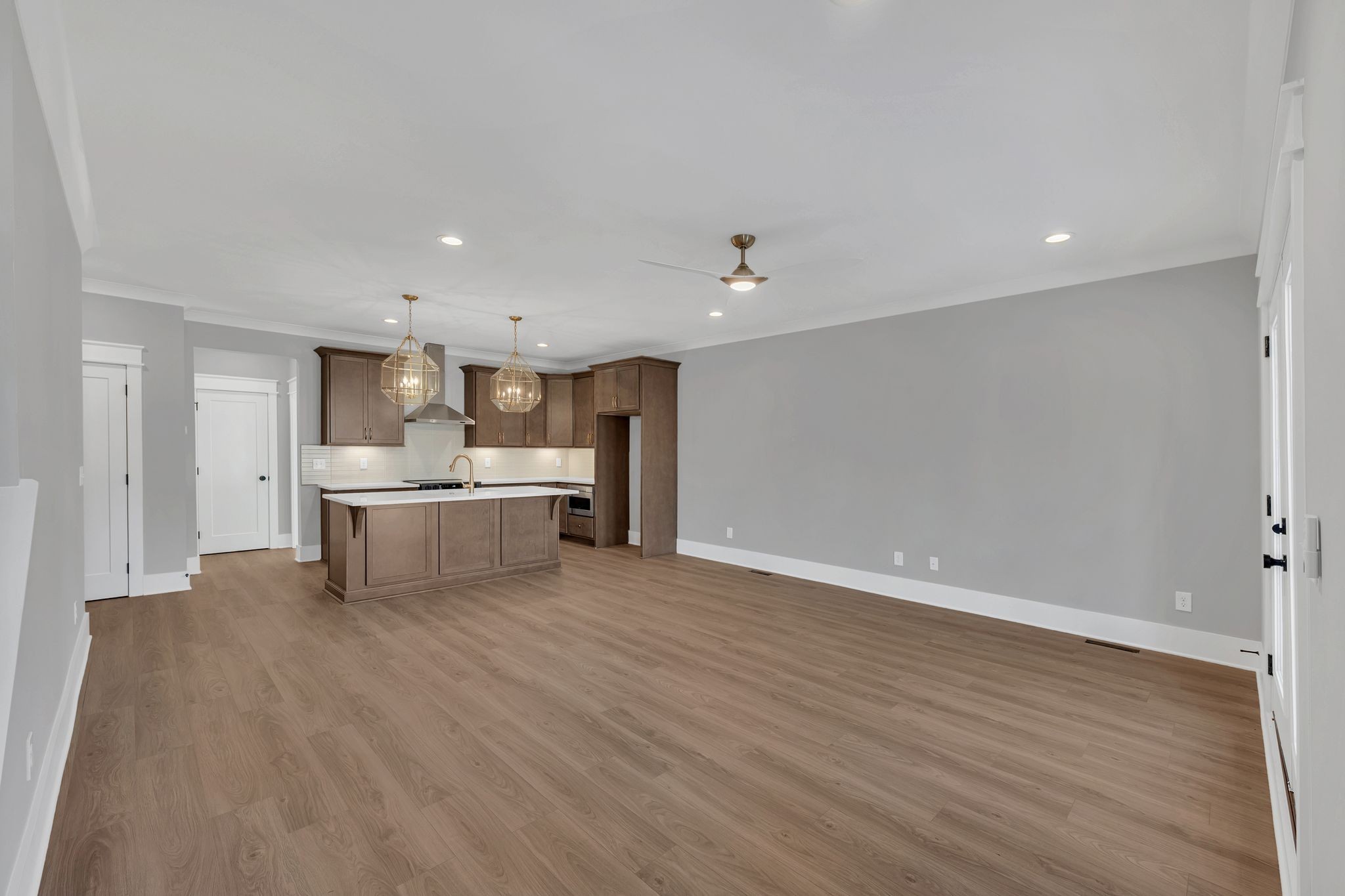 520 N Maple St Property Photo 11