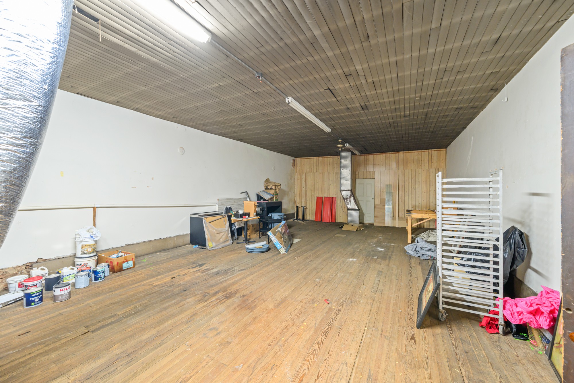 37 Broadway St Property Photo 53