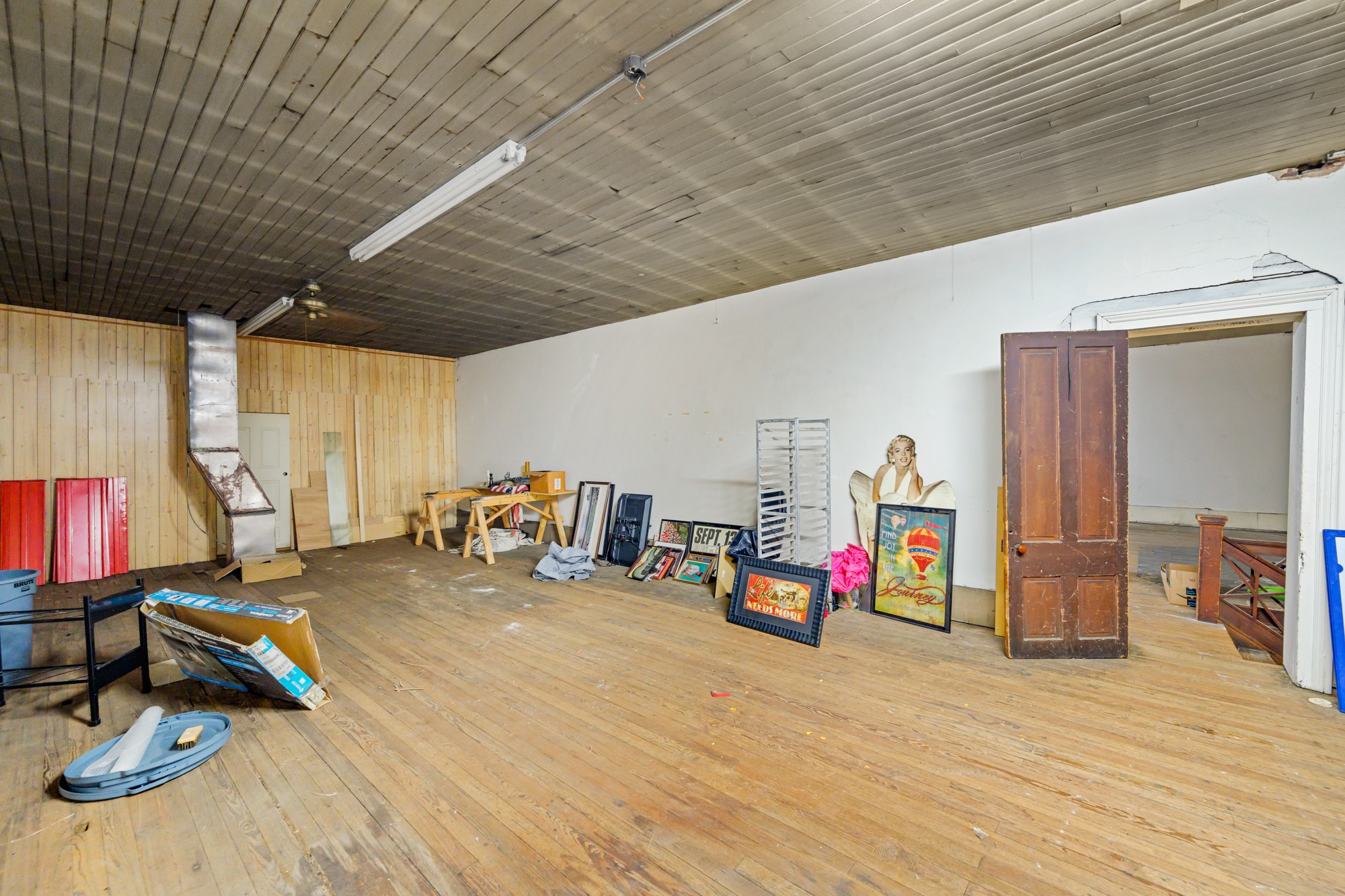 37 Broadway St Property Photo 54