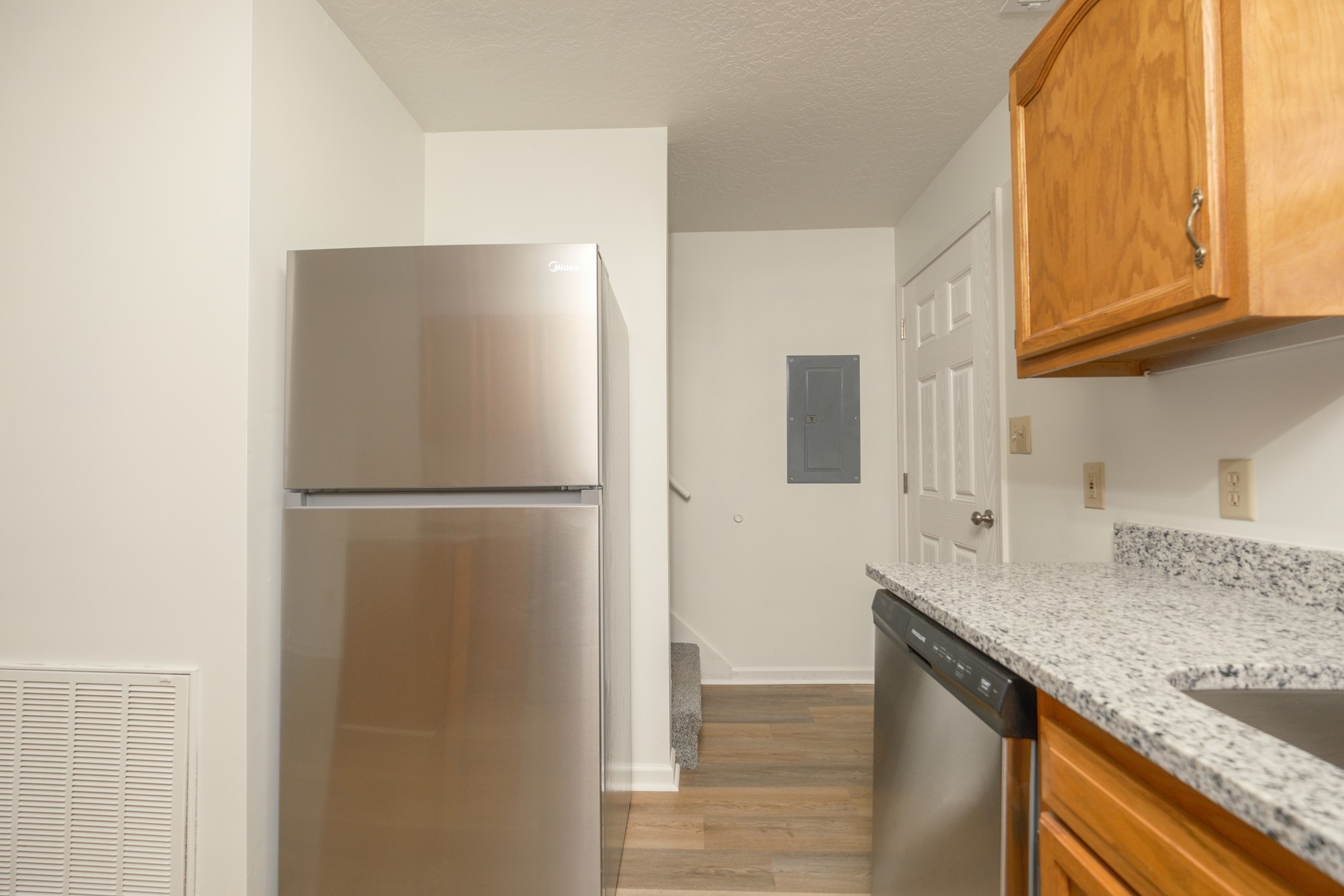 587 Baker Rd Property Photo 11