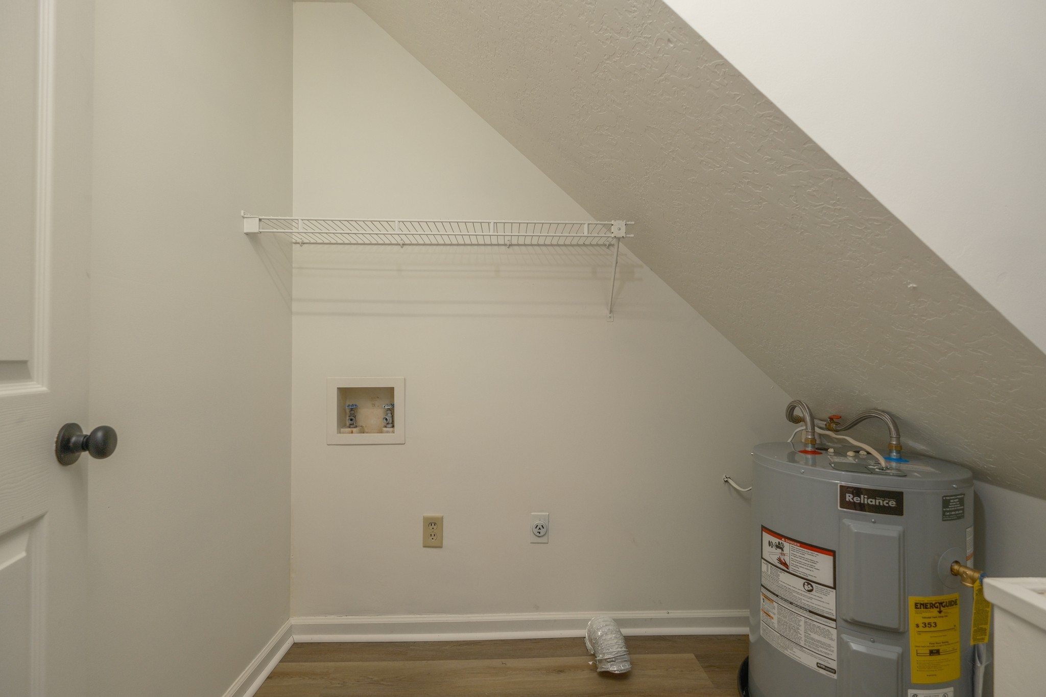 587 Baker Rd Property Photo 14