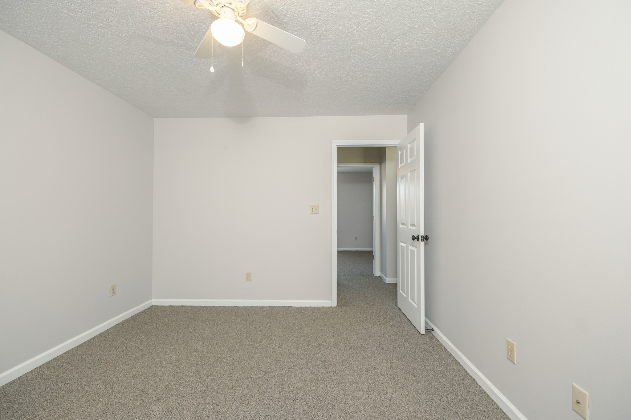 587 Baker Rd Property Photo 16