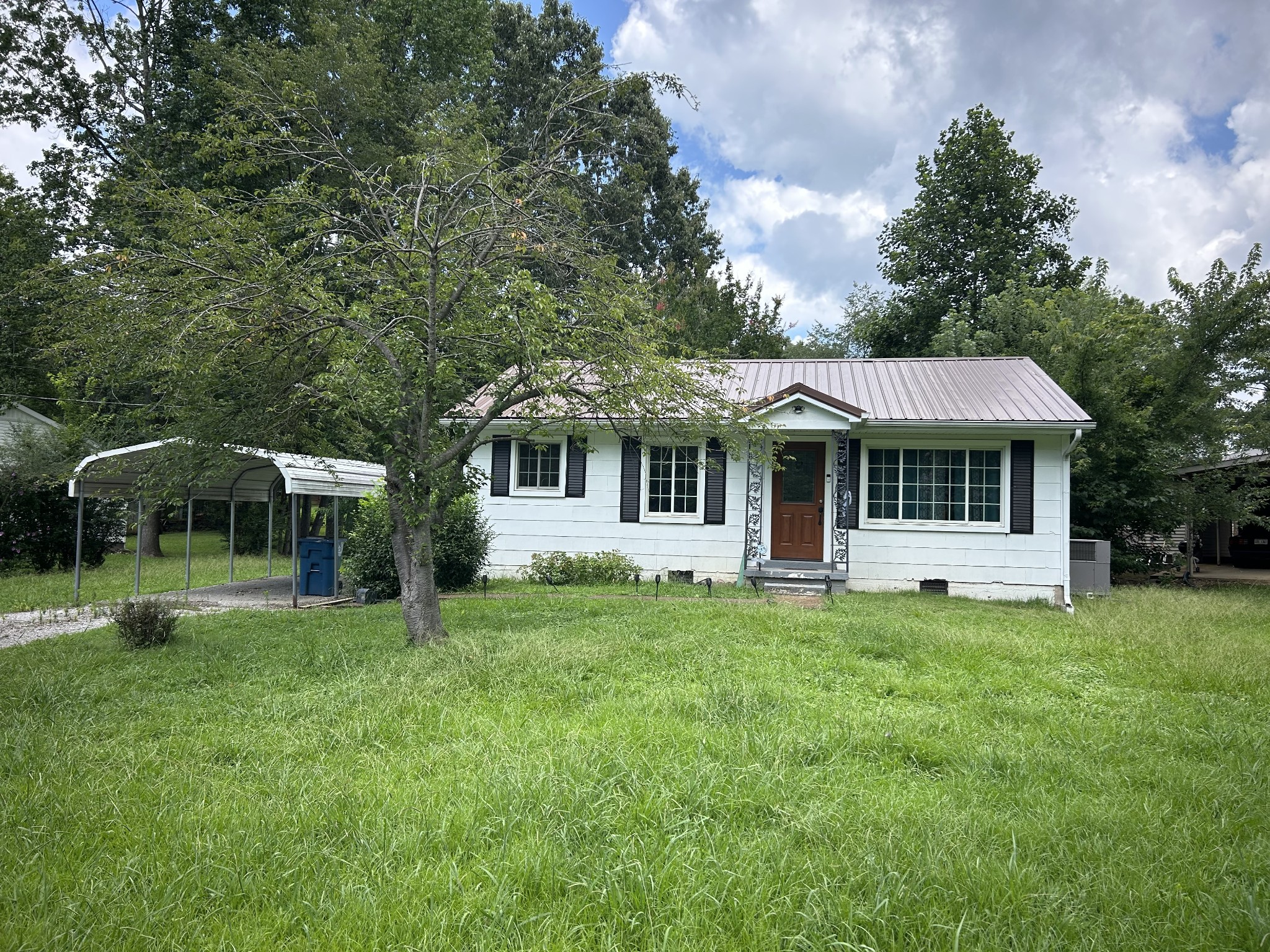 128 Sunset Ave Property Photo 1