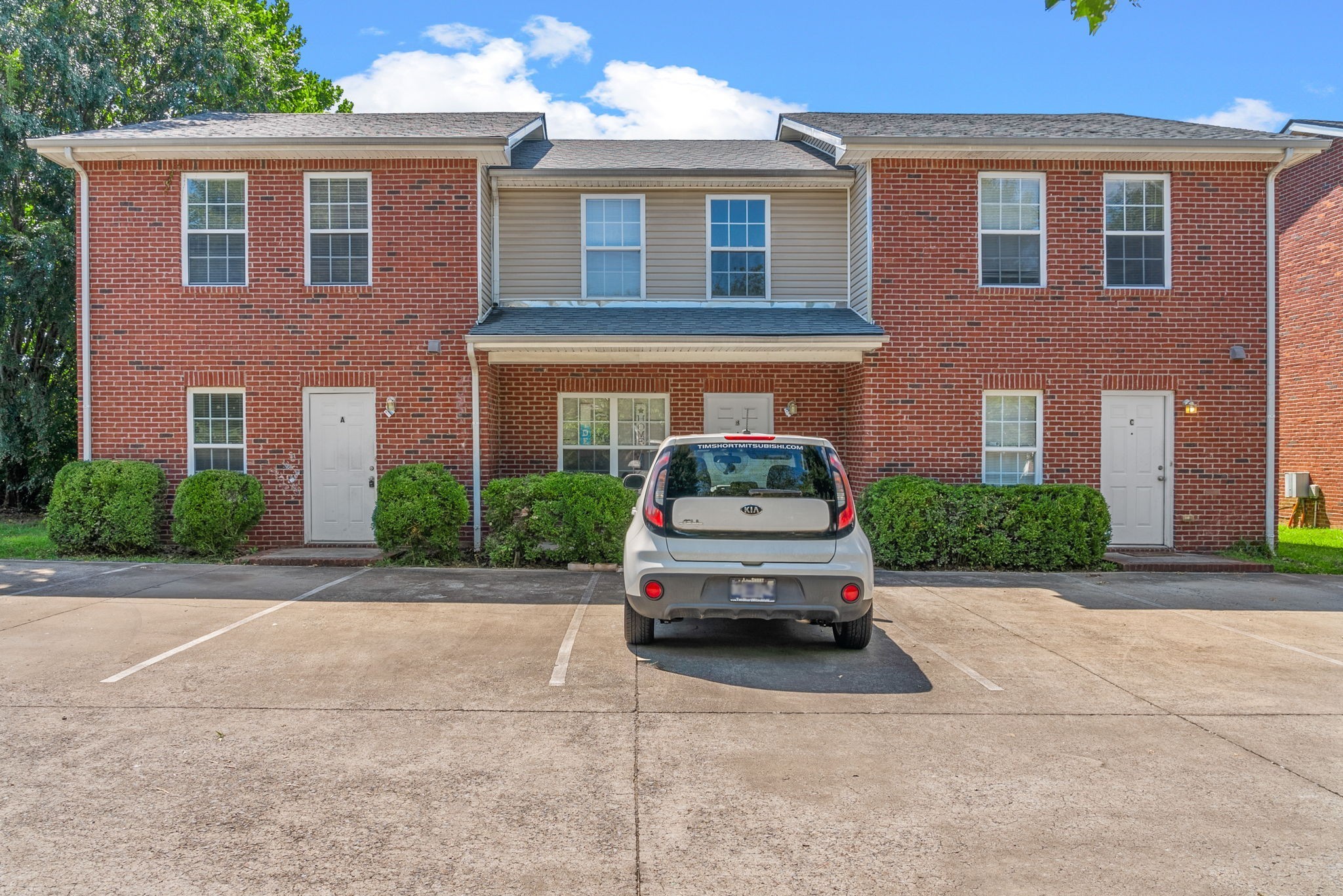 295 Raleigh Drive Property Photo 1
