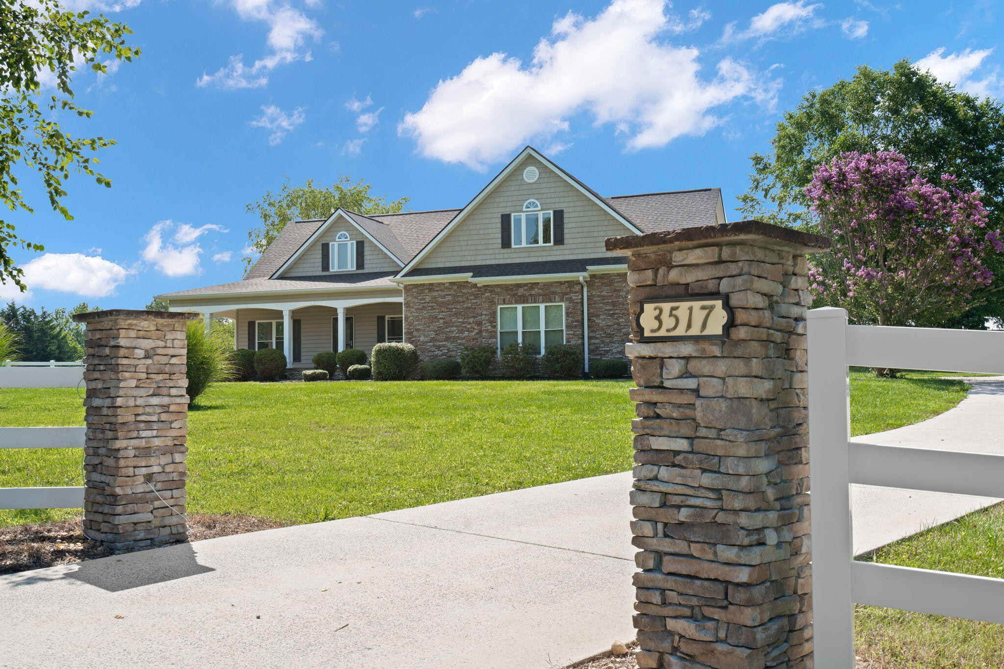3517 Henson Gap Road Property Photo 3