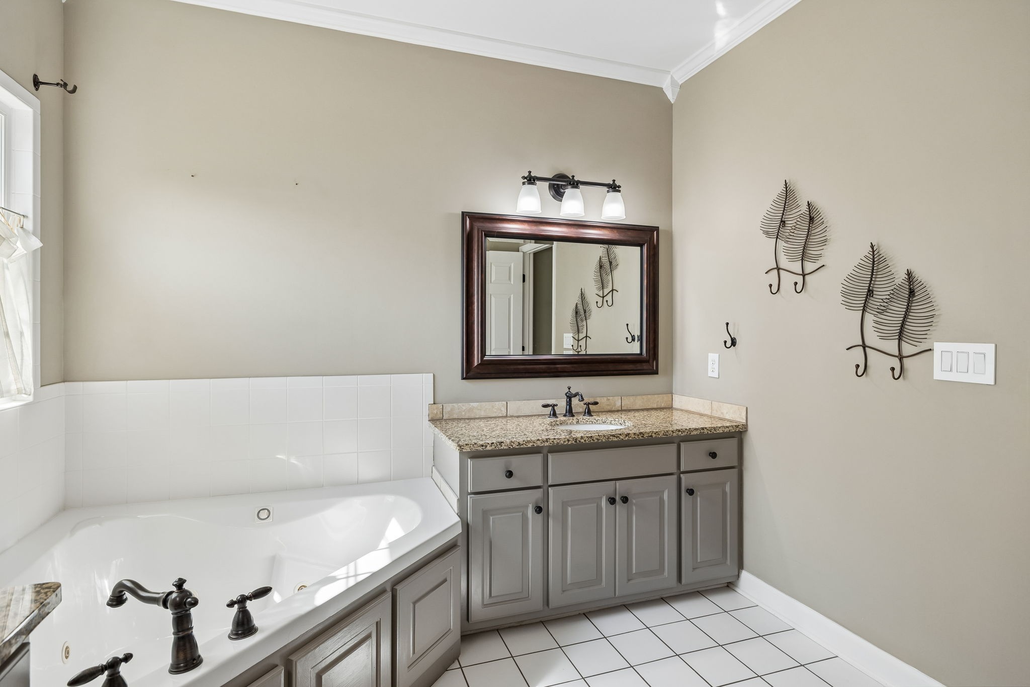 3016 Harrah Dr Property Photo 24