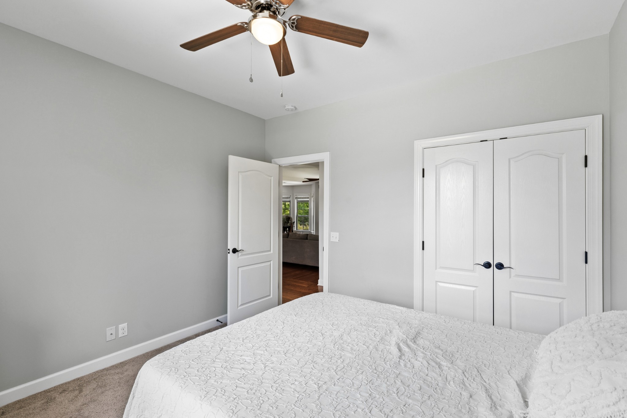 1007 Broughton Pl Property Photo 34