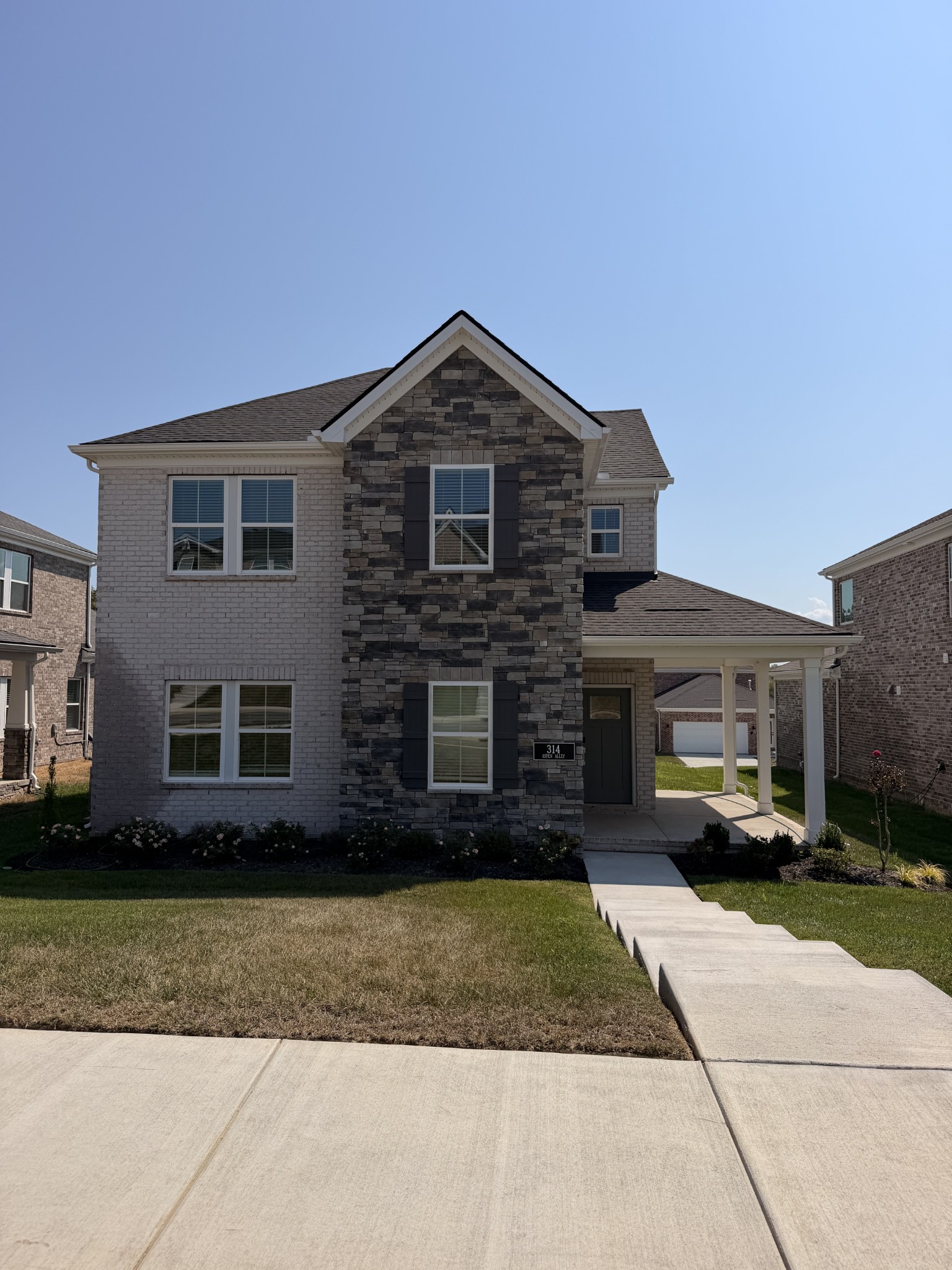 314 Aspen Alley Property Photo 1