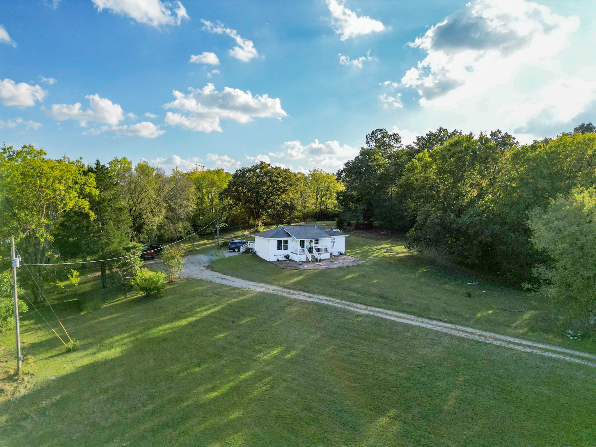 2100 Hill Station Rd Property Photo 3