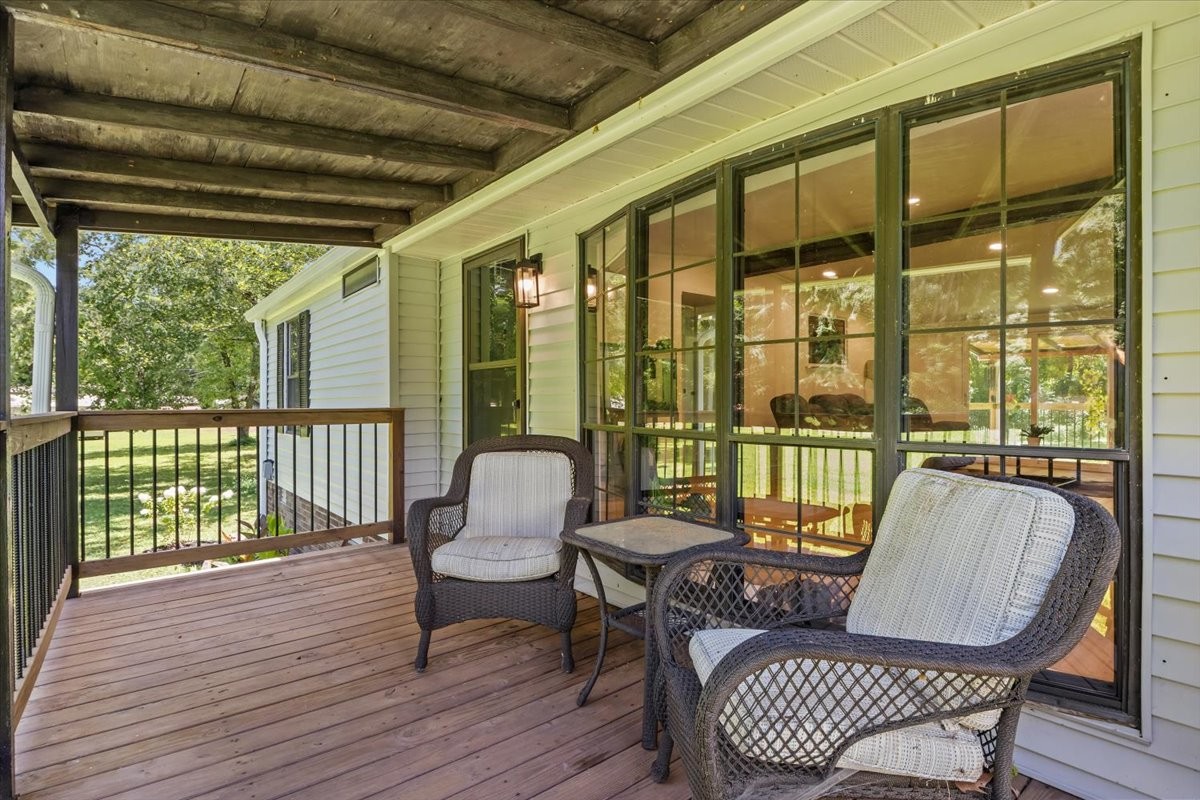 1227 Brushy Rd Property Photo 8