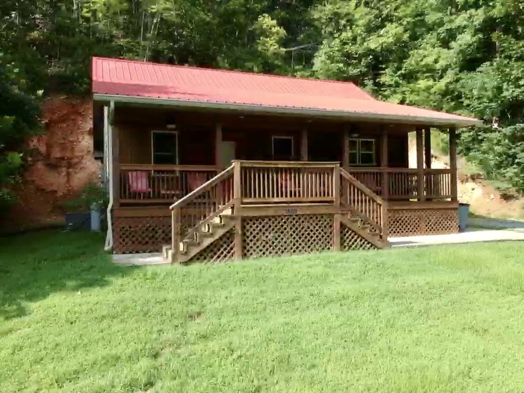 3000 Highwater Rd Property Photo 23