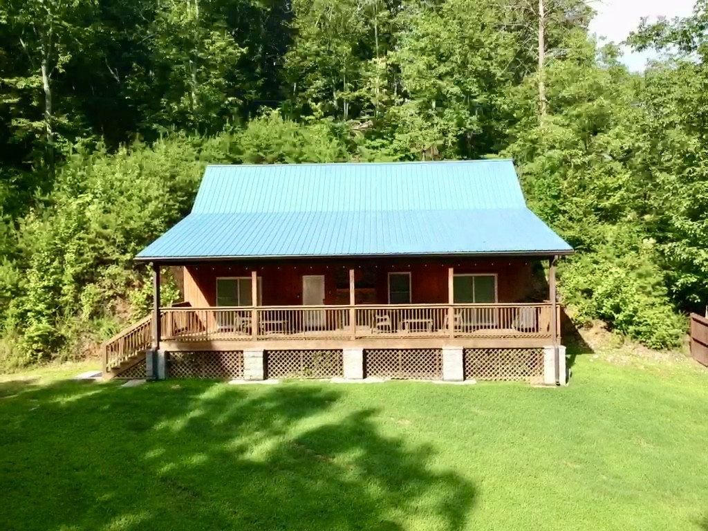 3010 Highwater Rd Property Photo 3