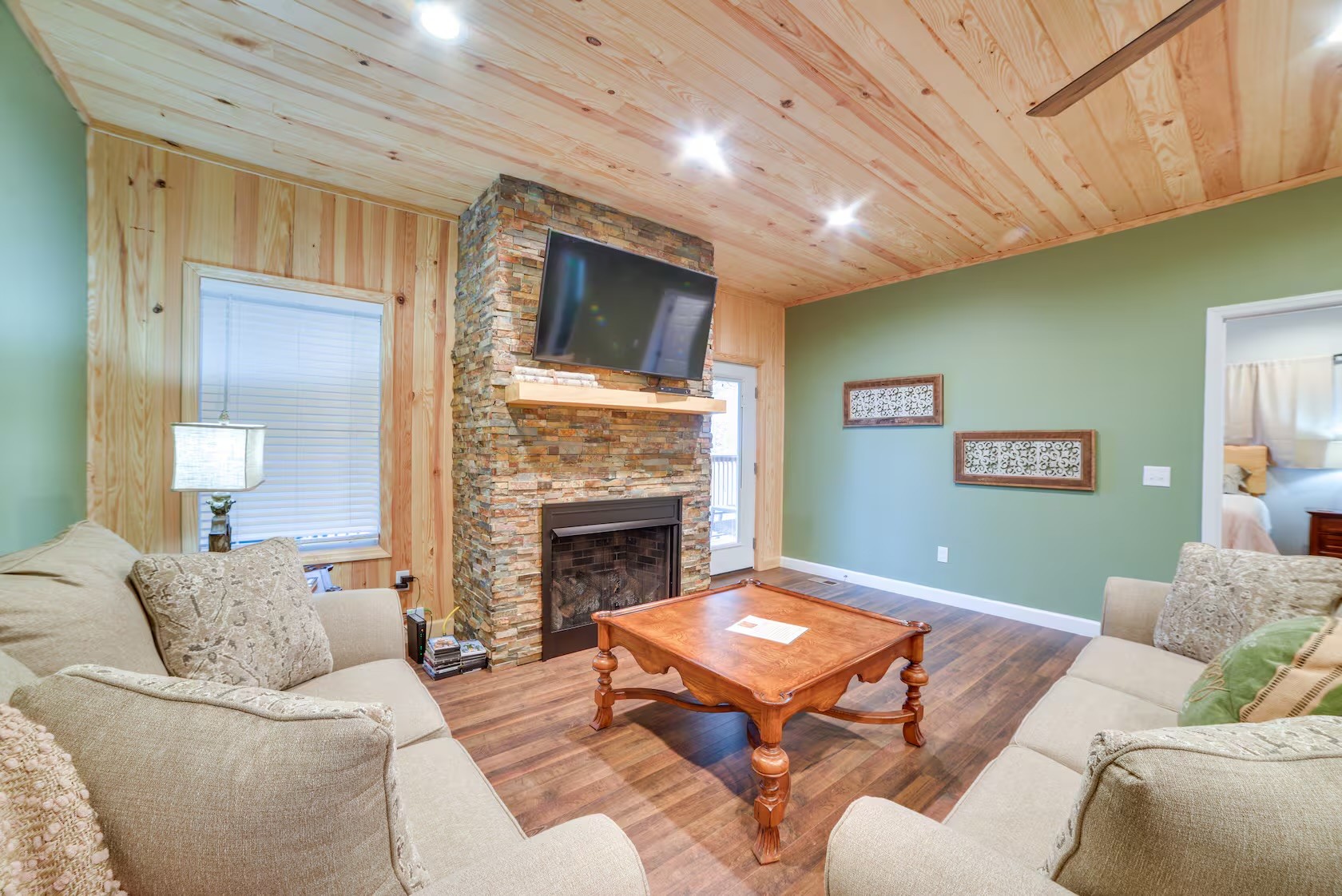 3010 Highwater Rd Property Photo 5