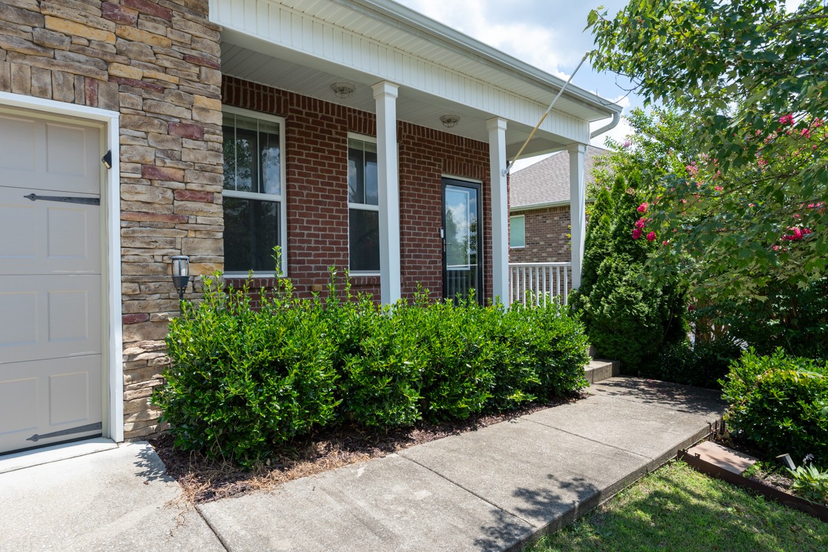 157 Blackpool Dr Property Photo 4
