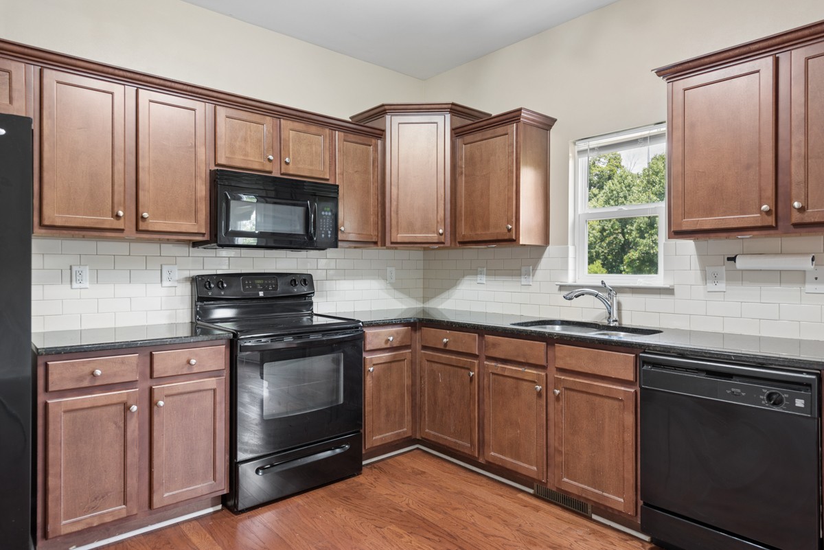 157 Blackpool Dr Property Photo 15