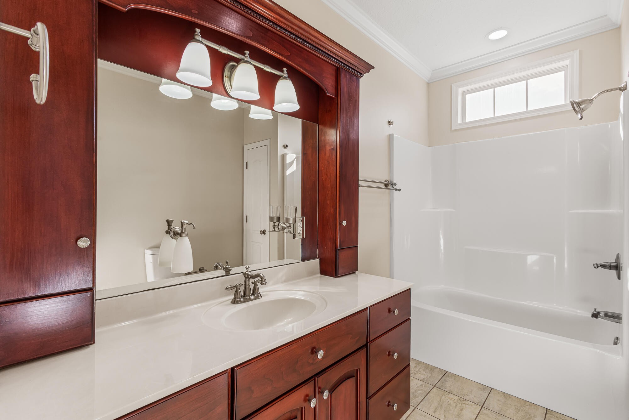 504 Lynnwood Drive Property Photo 24
