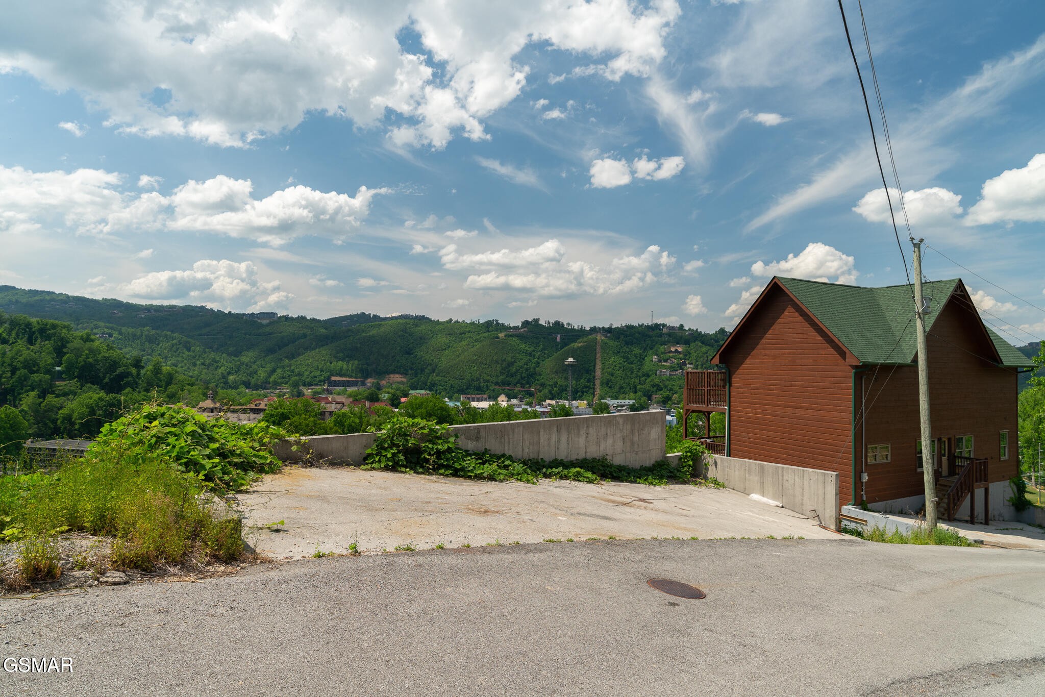 744 Widows Knob Road Property Photo 1