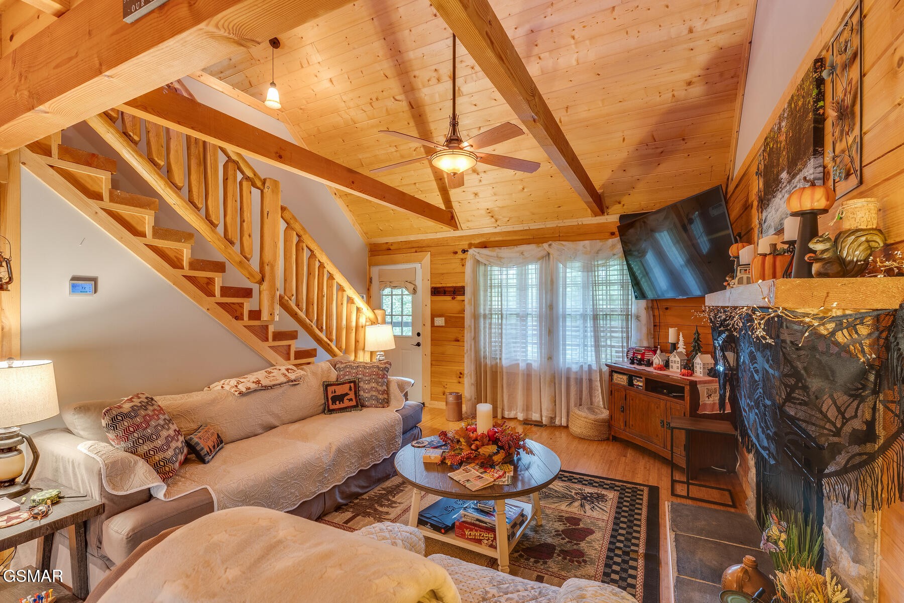 1121 Turkey Ridge Way Property Photo 8