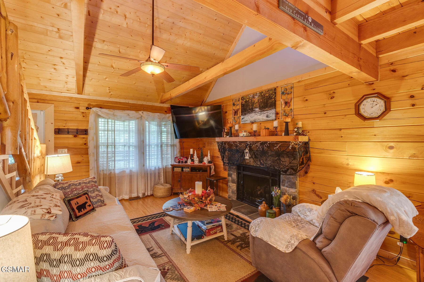 1121 Turkey Ridge Way Property Photo 9