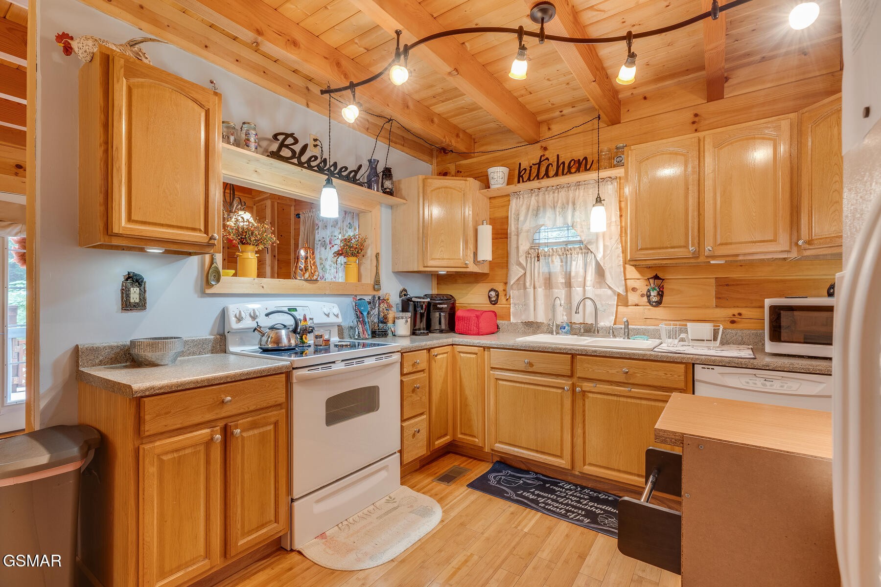 1121 Turkey Ridge Way Property Photo 14