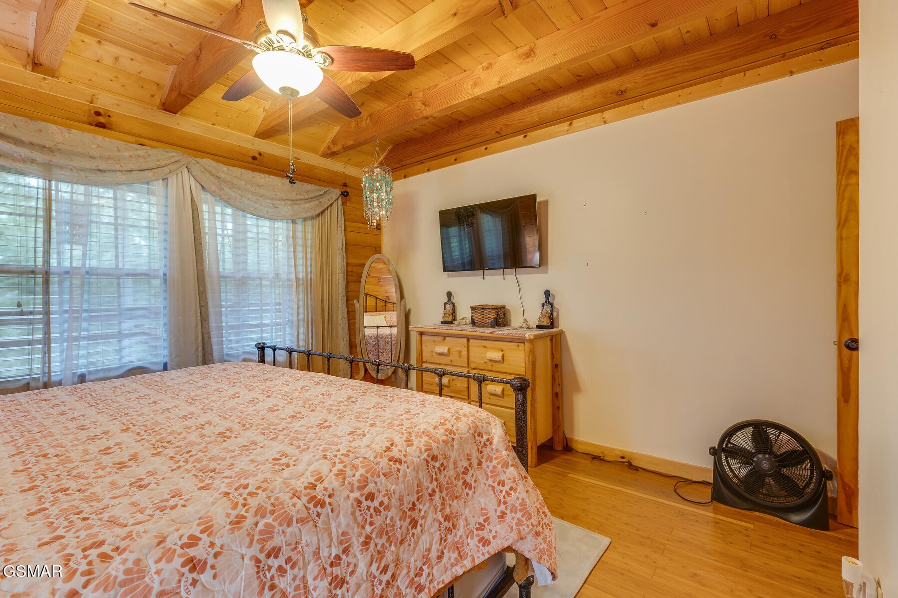 1121 Turkey Ridge Way Property Photo 17