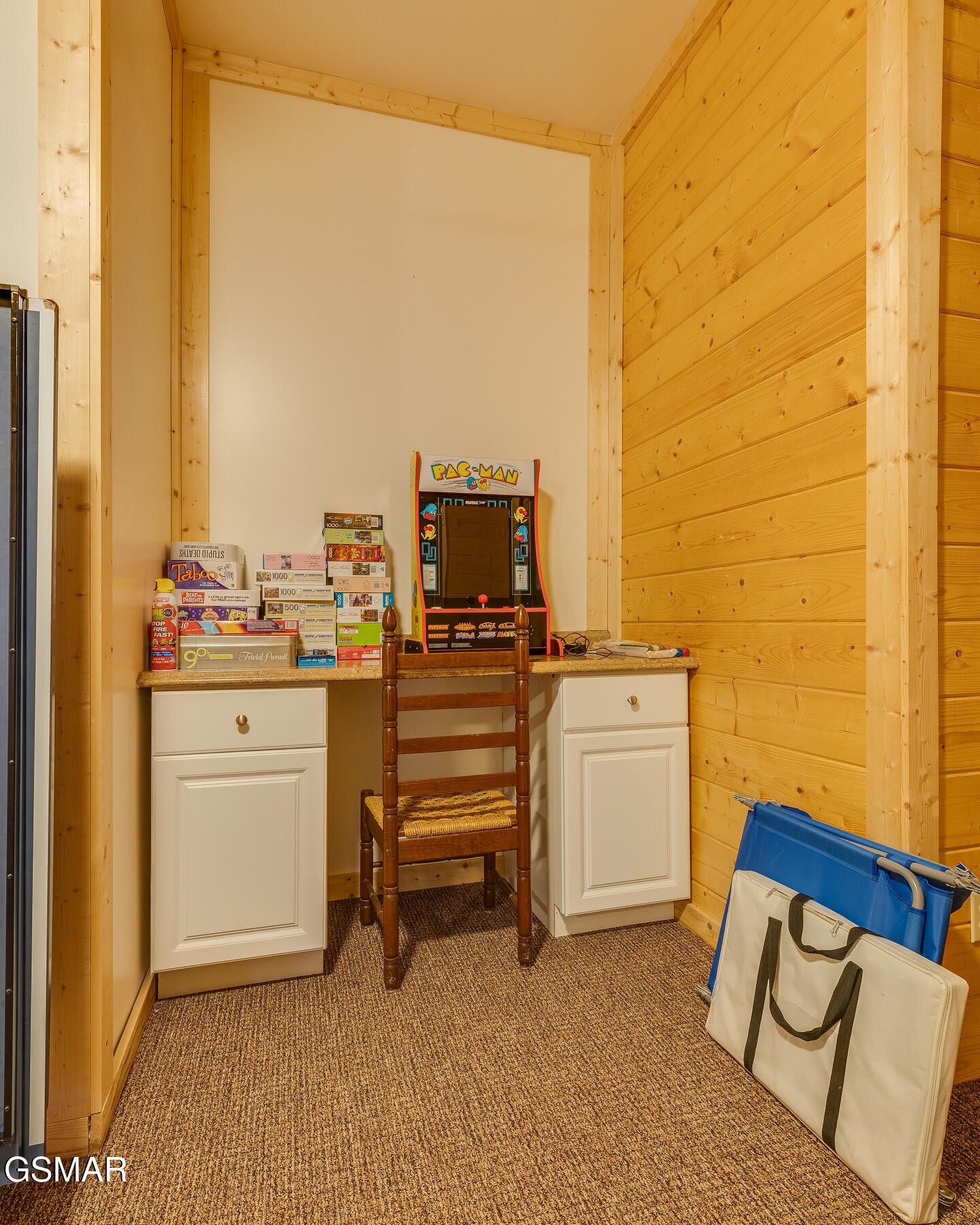 1121 Turkey Ridge Way Property Photo 32