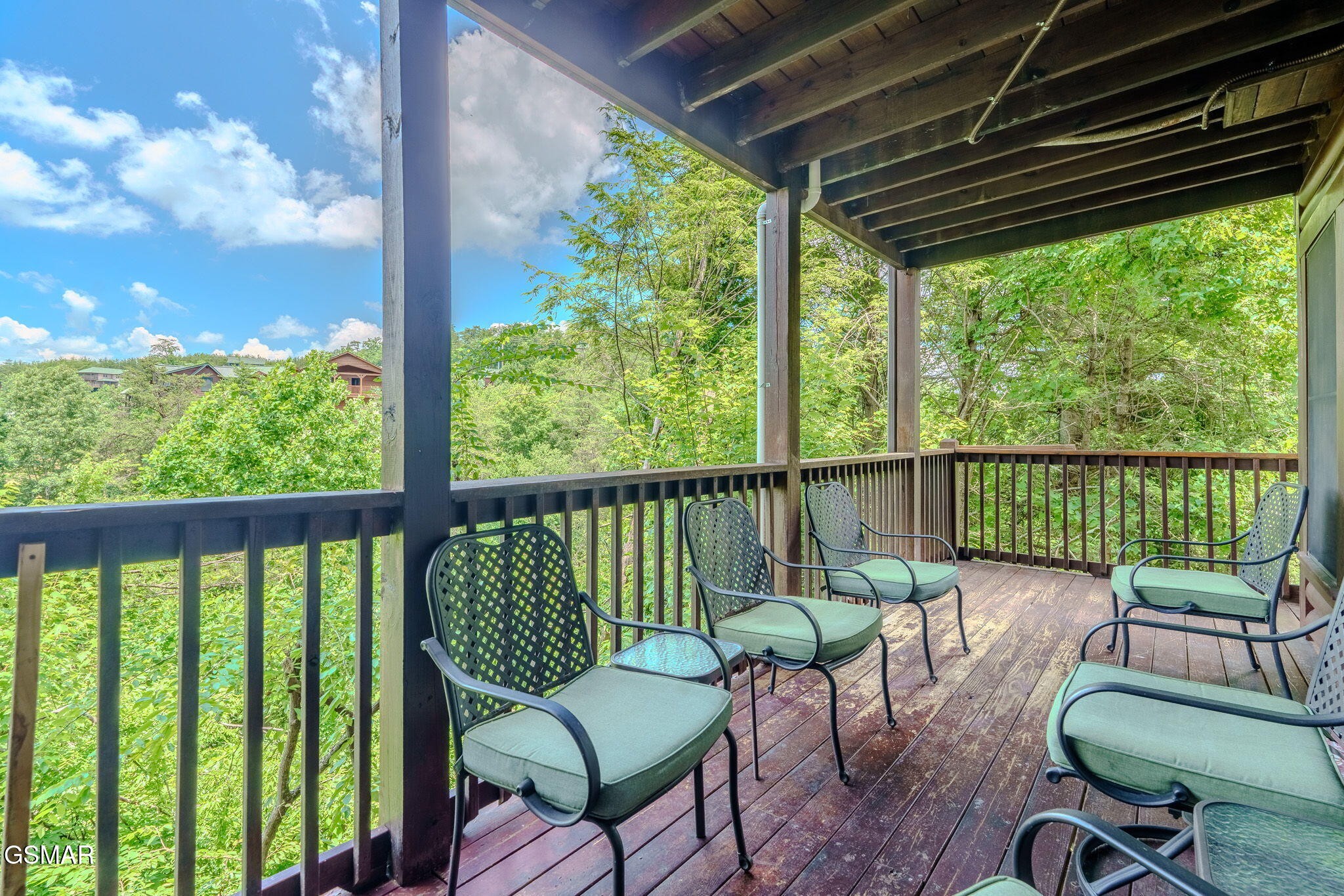 741 Golf View Boulevard Property Photo 3