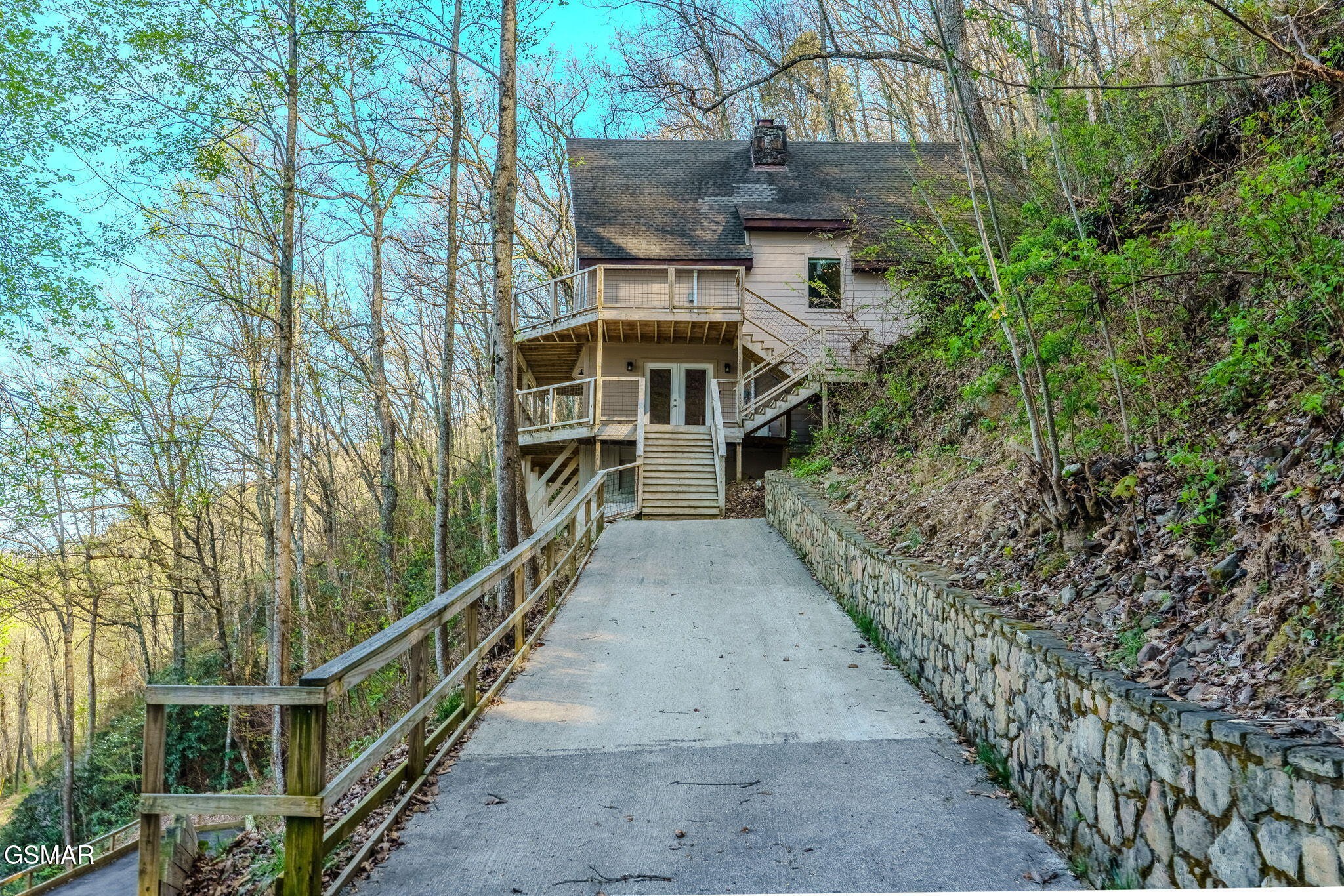 2821 Overholt Trail Property Photo 1