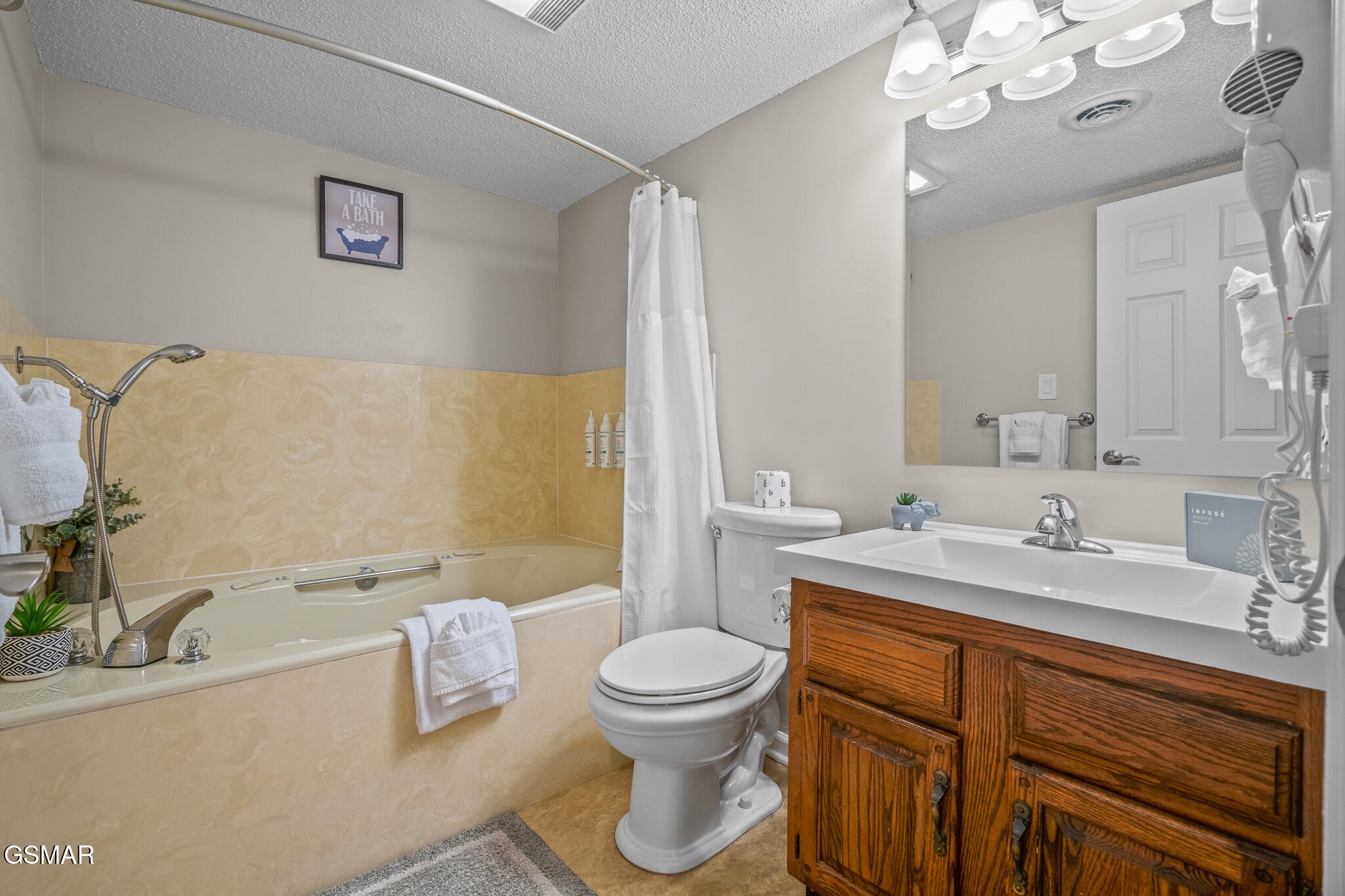526 Briarcliff Way Property Photo 18