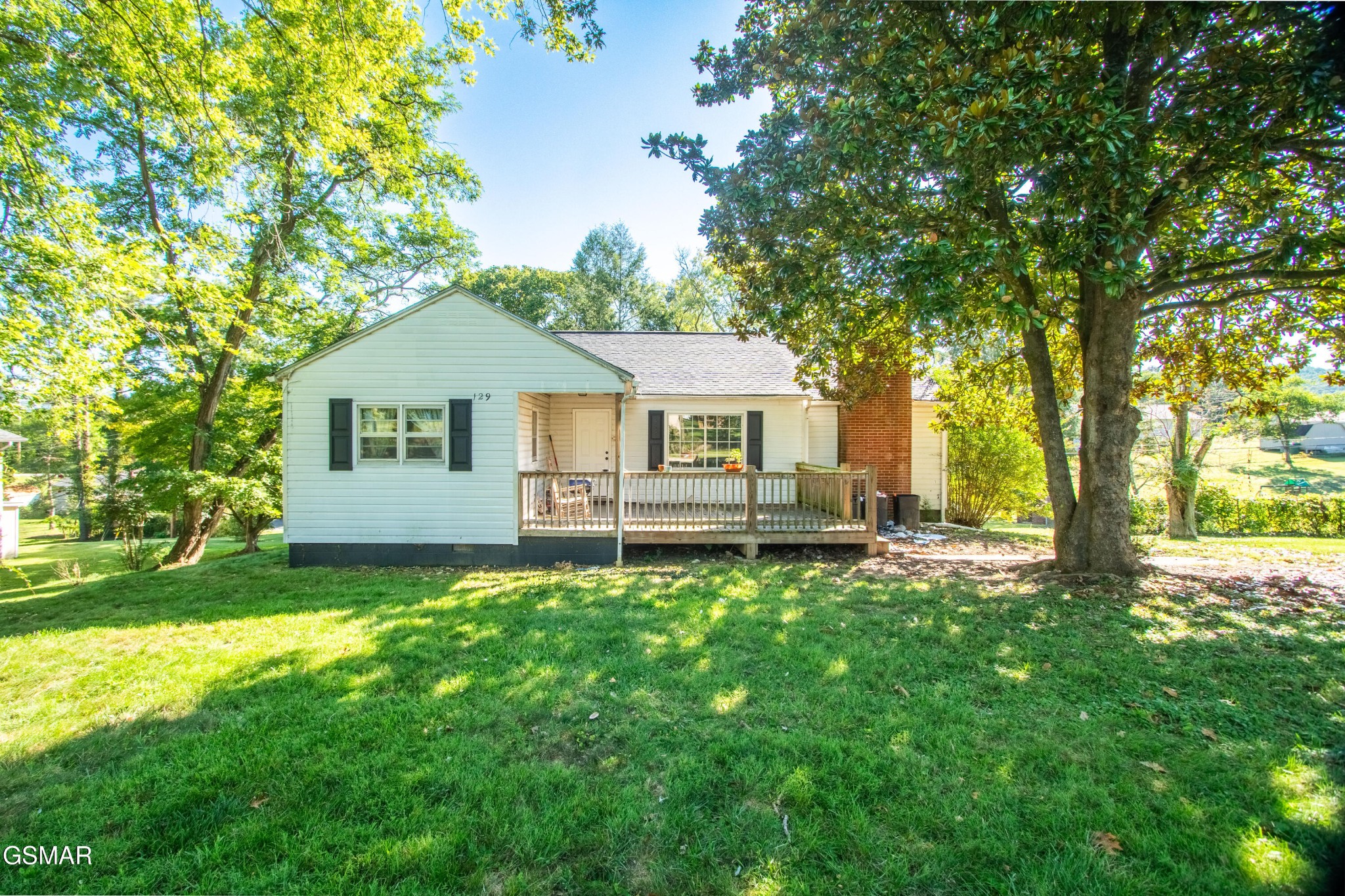 129 S High Knob Road Property Photo 1
