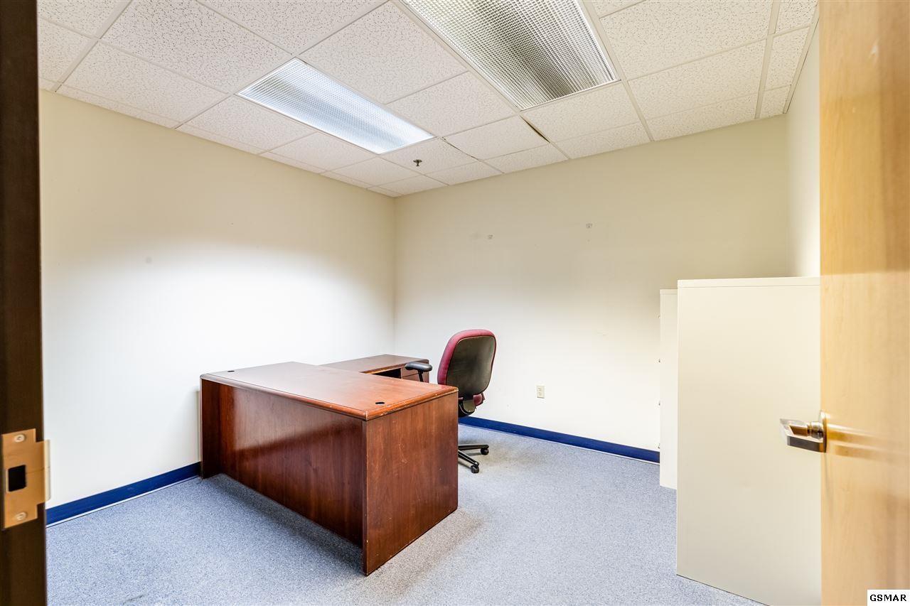 115 Broadway Avenue Property Photo 13