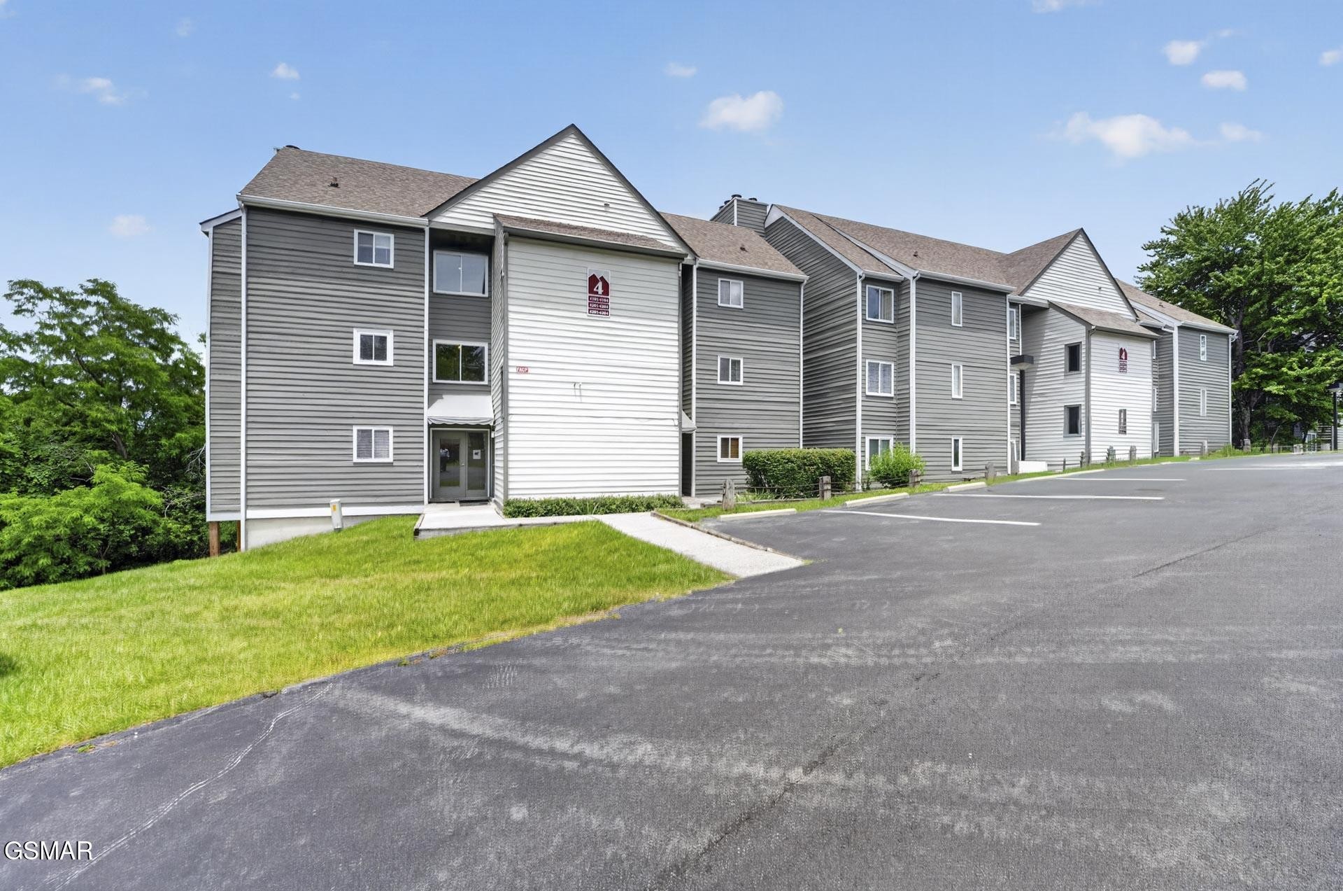 1260 Ski View Drive