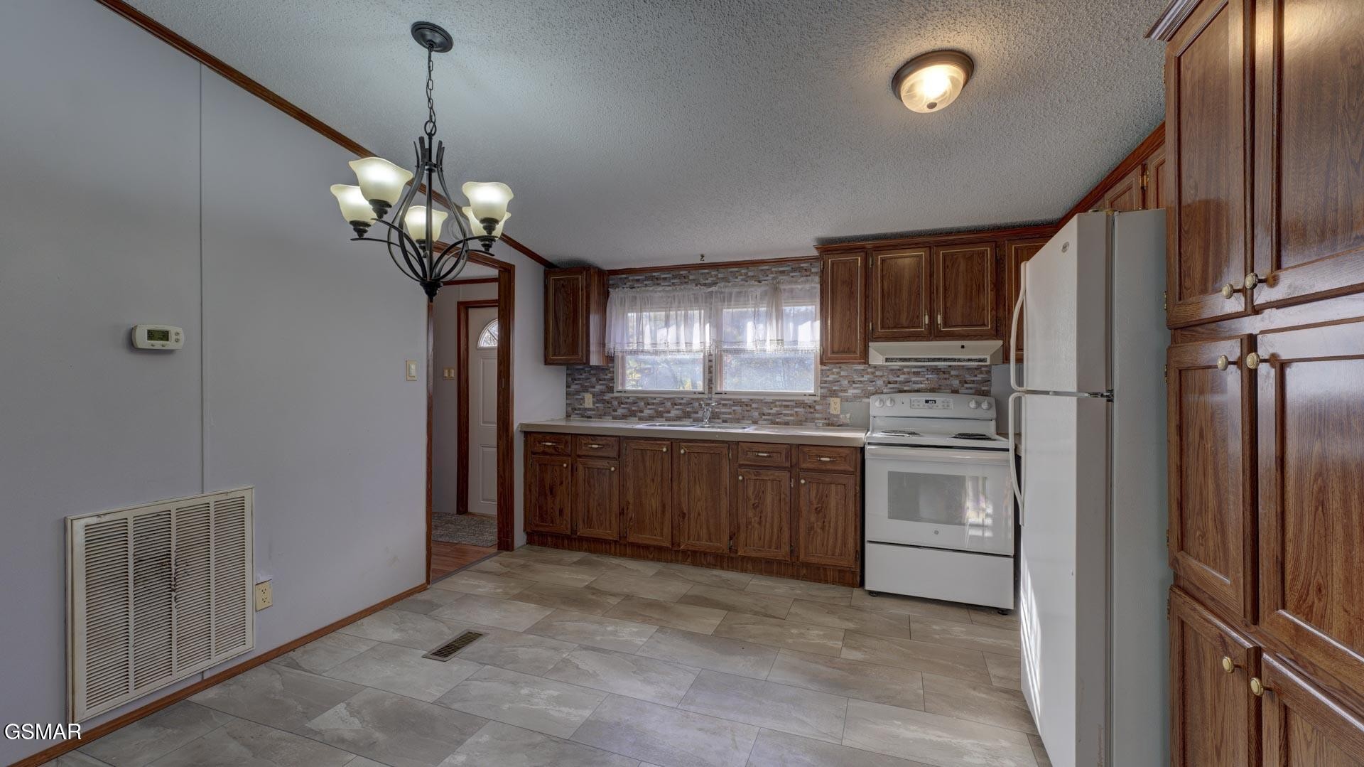 135 Blazer Street Property Photo 7