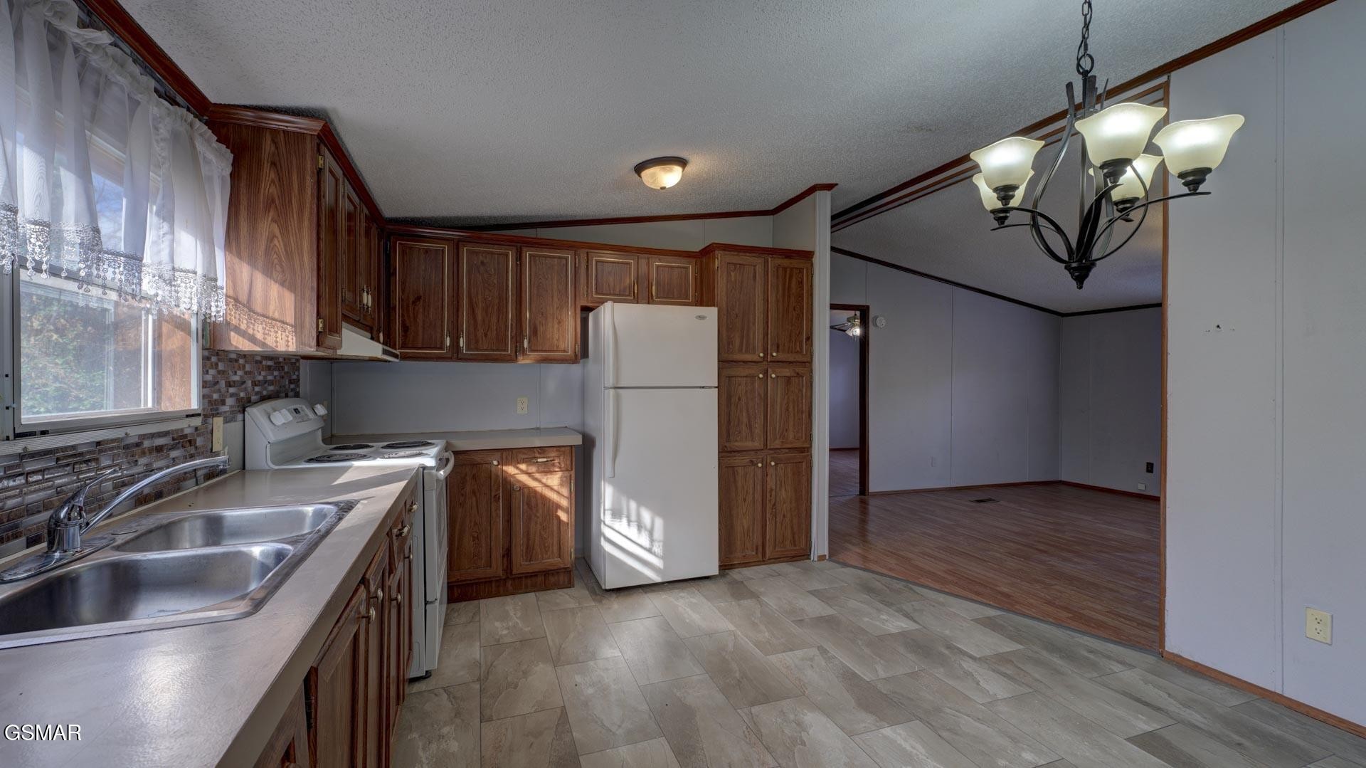 135 Blazer Street Property Photo 8