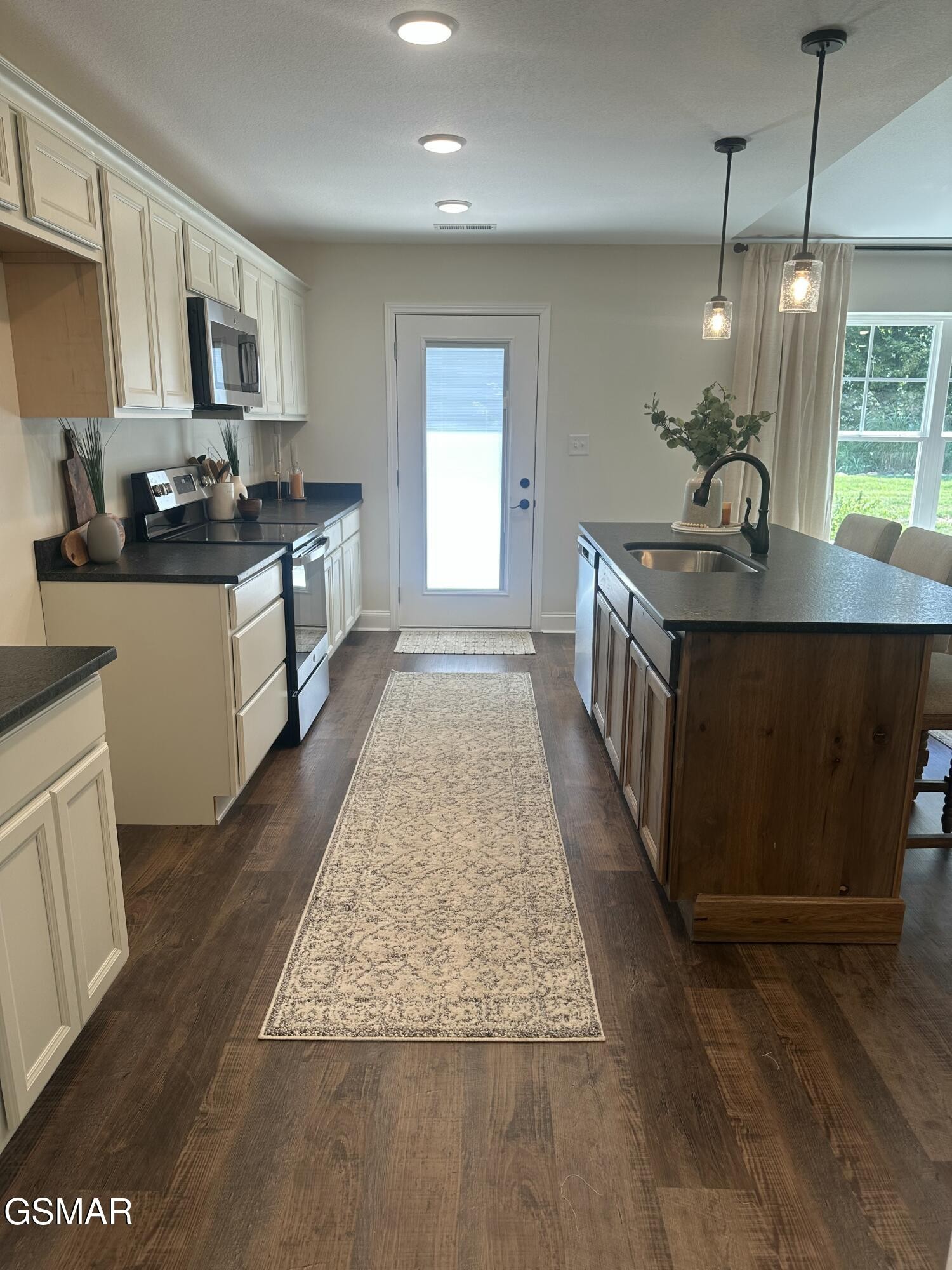 628 Snowflower Circle Property Photo 13