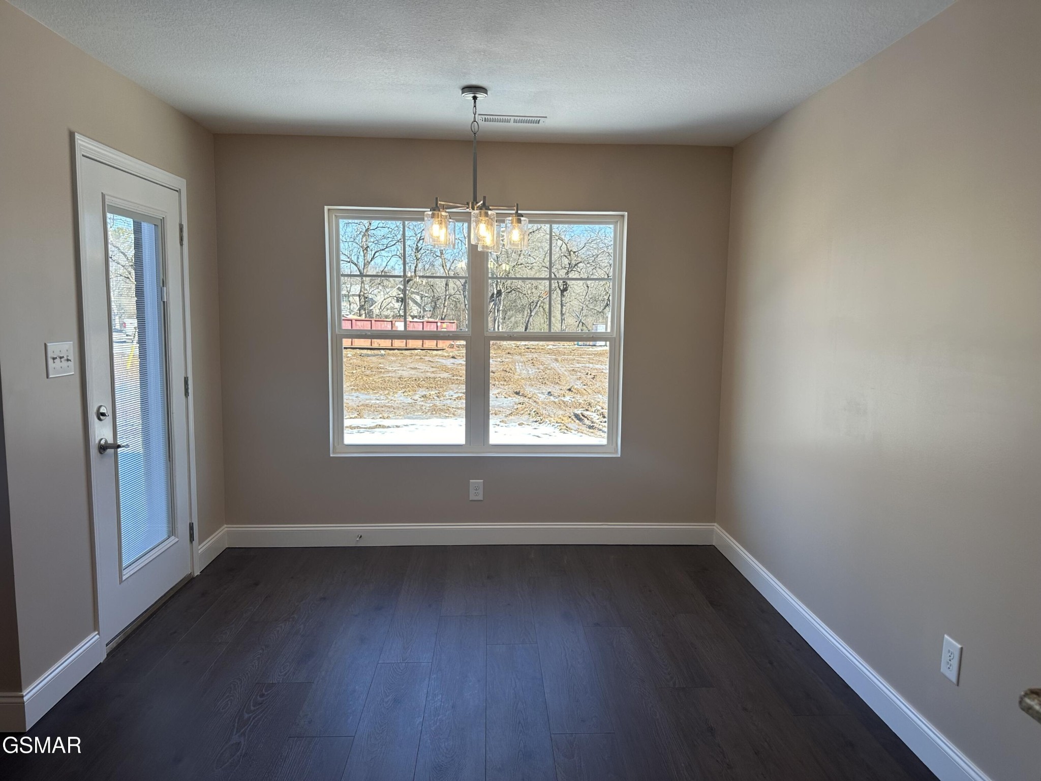 628 Snowflower Circle Property Photo 33