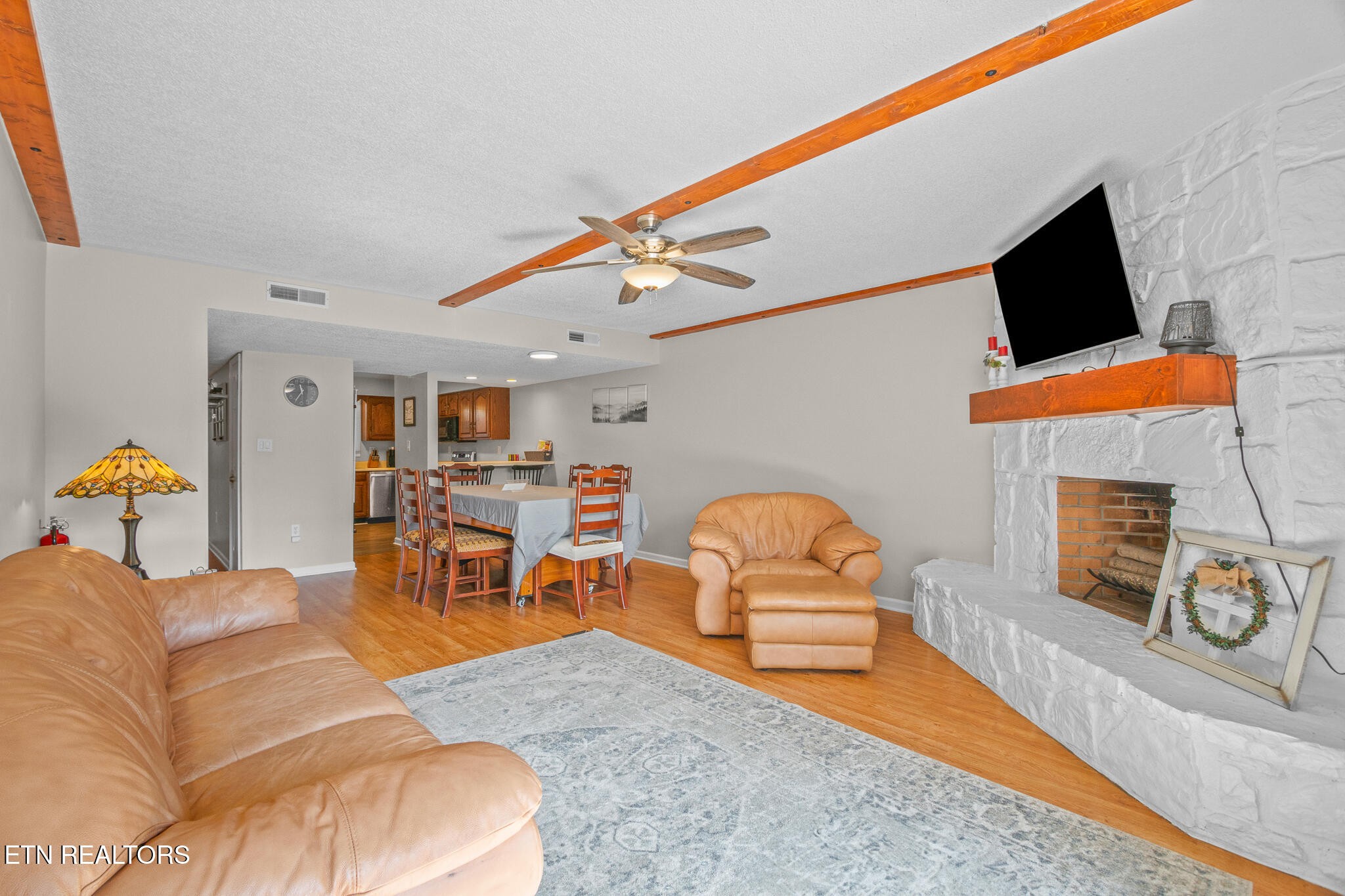 526 Briarcliff Way Property Photo 6