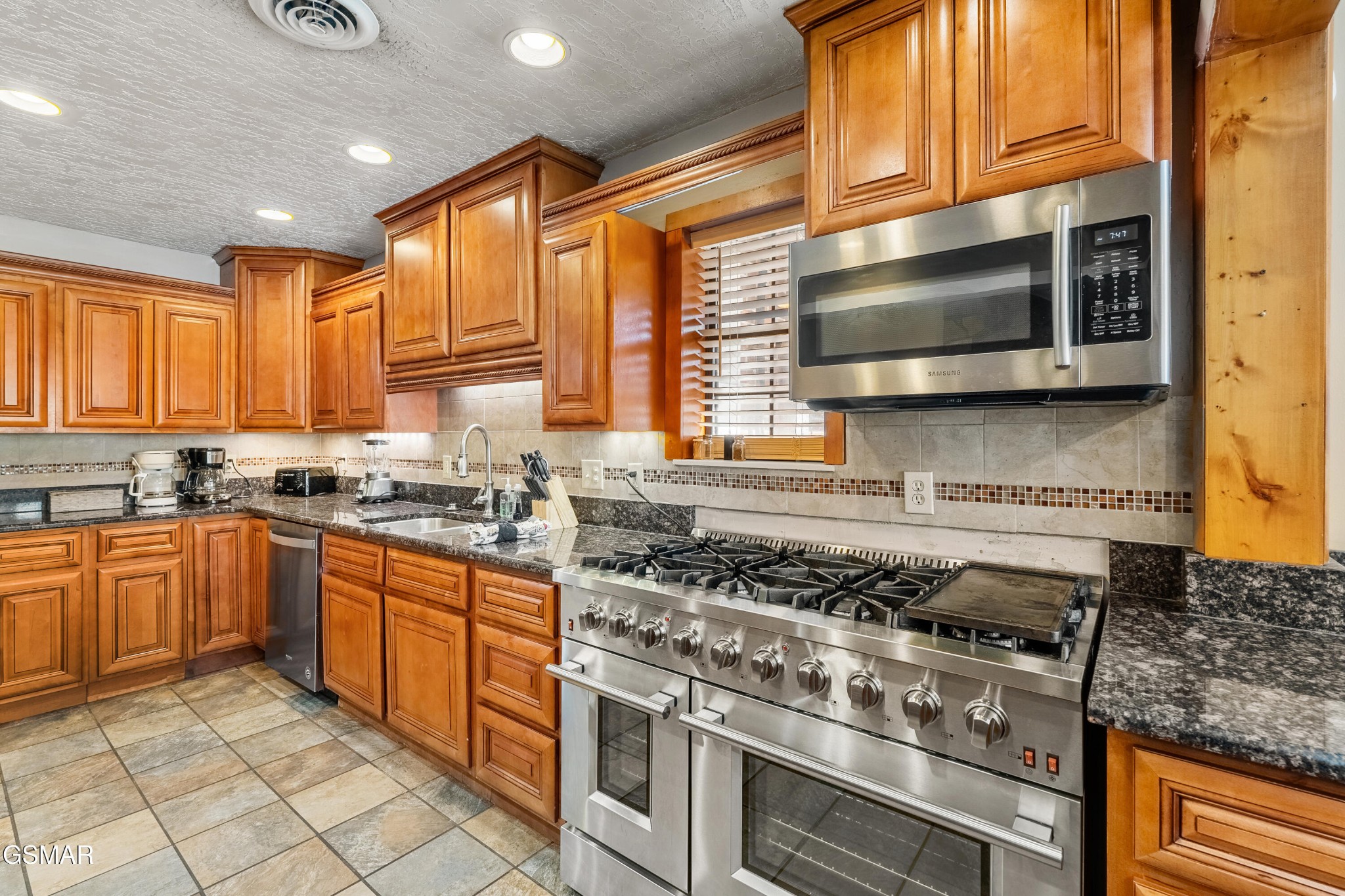 751 Ridge Road Property Photo 16