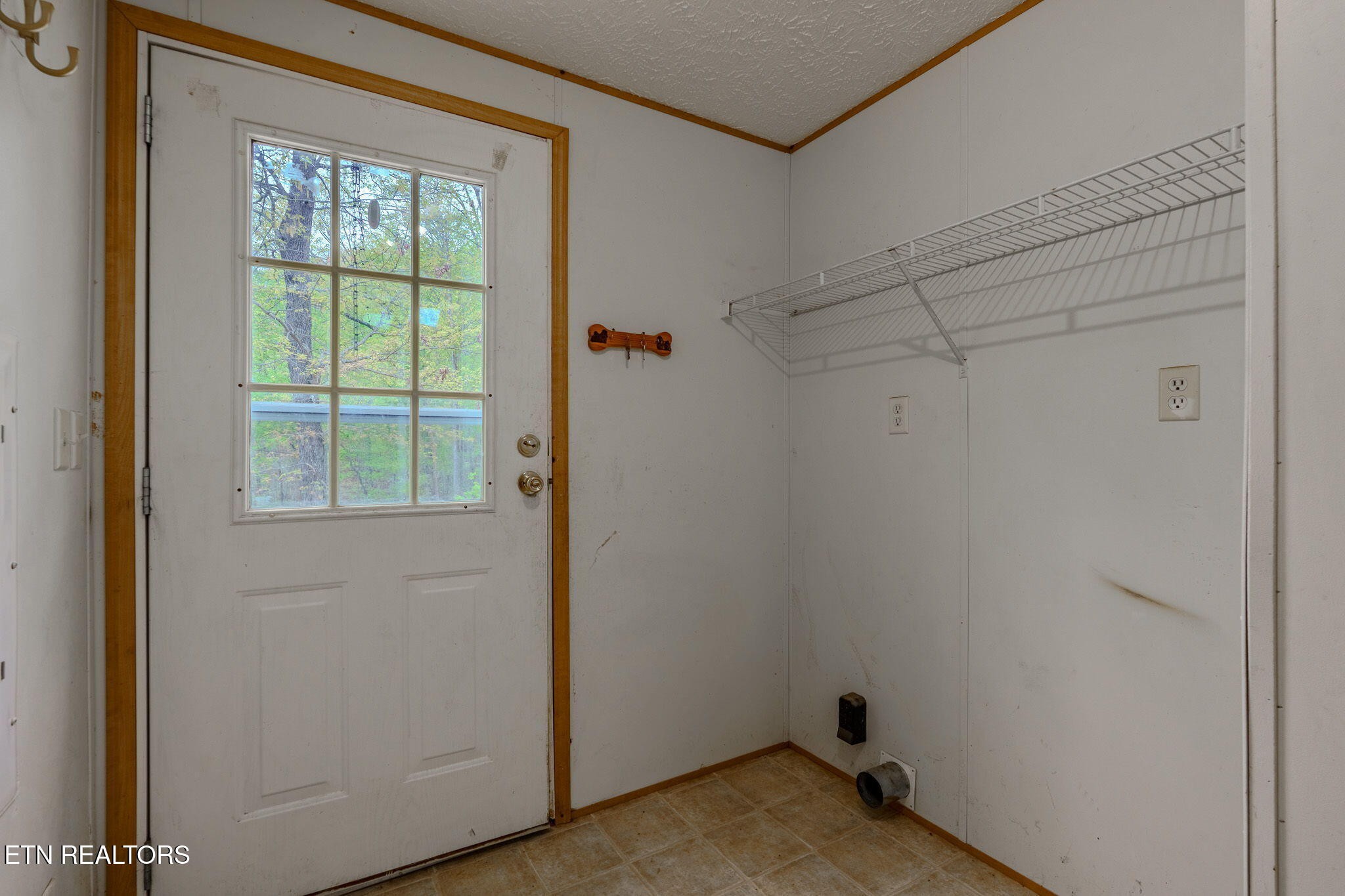 349 S Marlowe Lane Property Photo 7