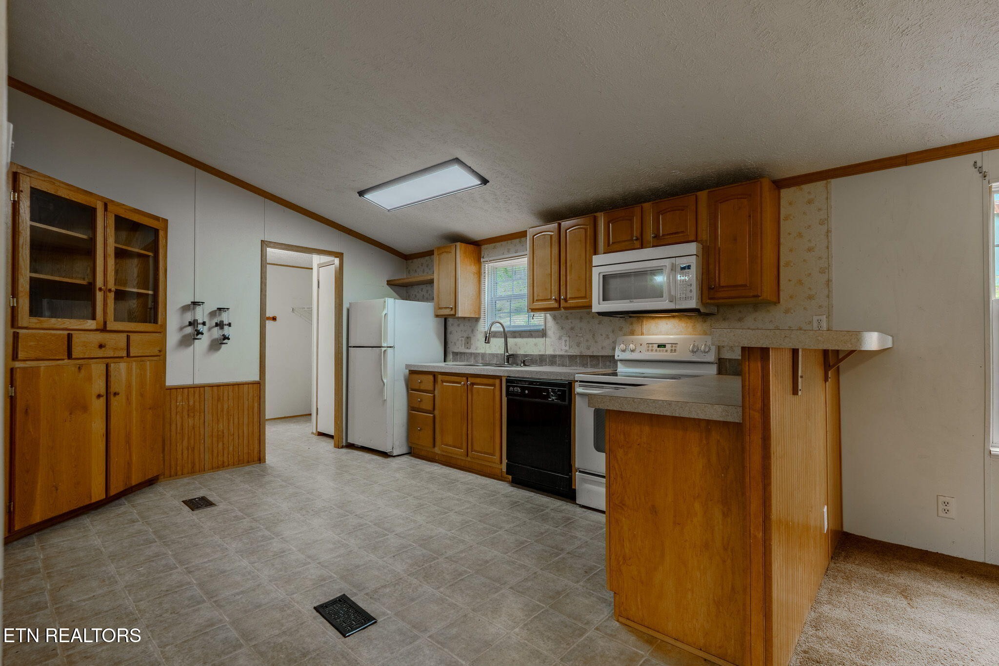 349 S Marlowe Lane Property Photo 8